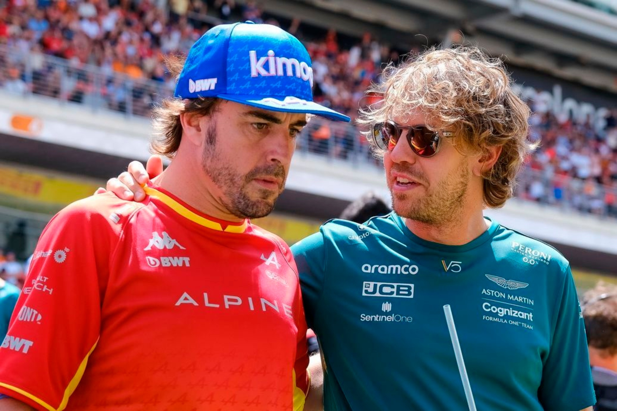Alonso y Vettel durante uno de los Grandes Premios de la pasada temporada