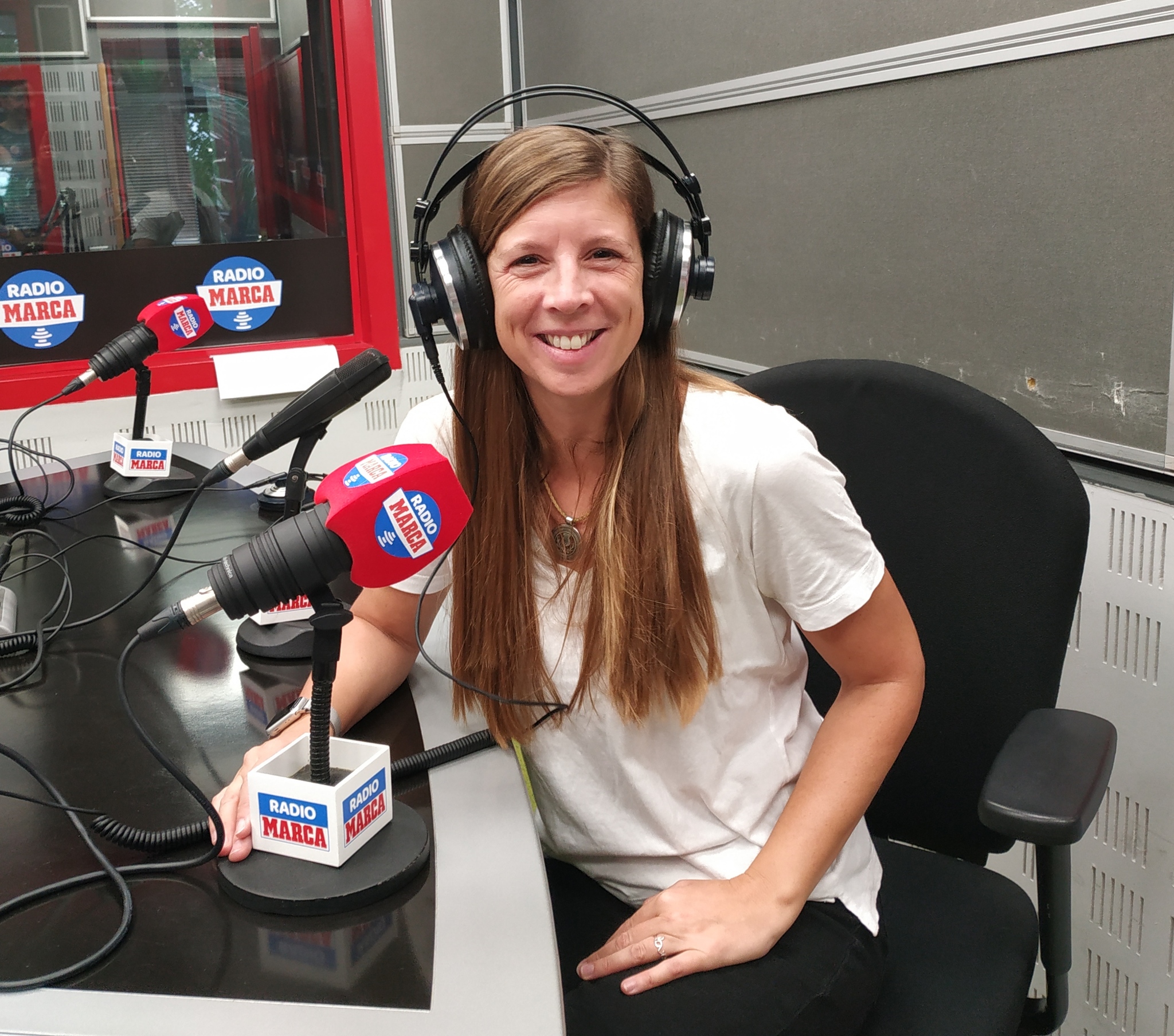 Samanta Chocrón en los estudios de Radio MARCA/Foto:@ladeporteca