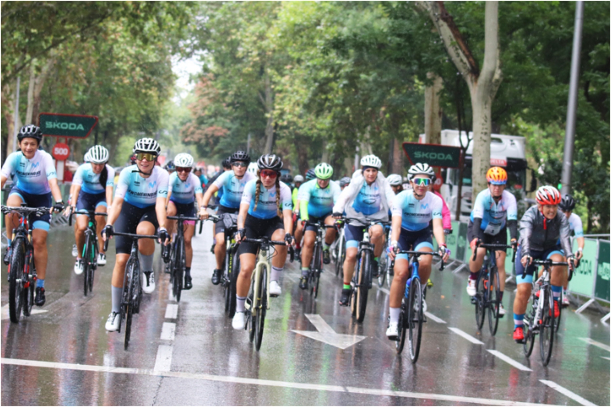 La Marcha Women In Bike brilla en Madrid pese a la intensa lluvia