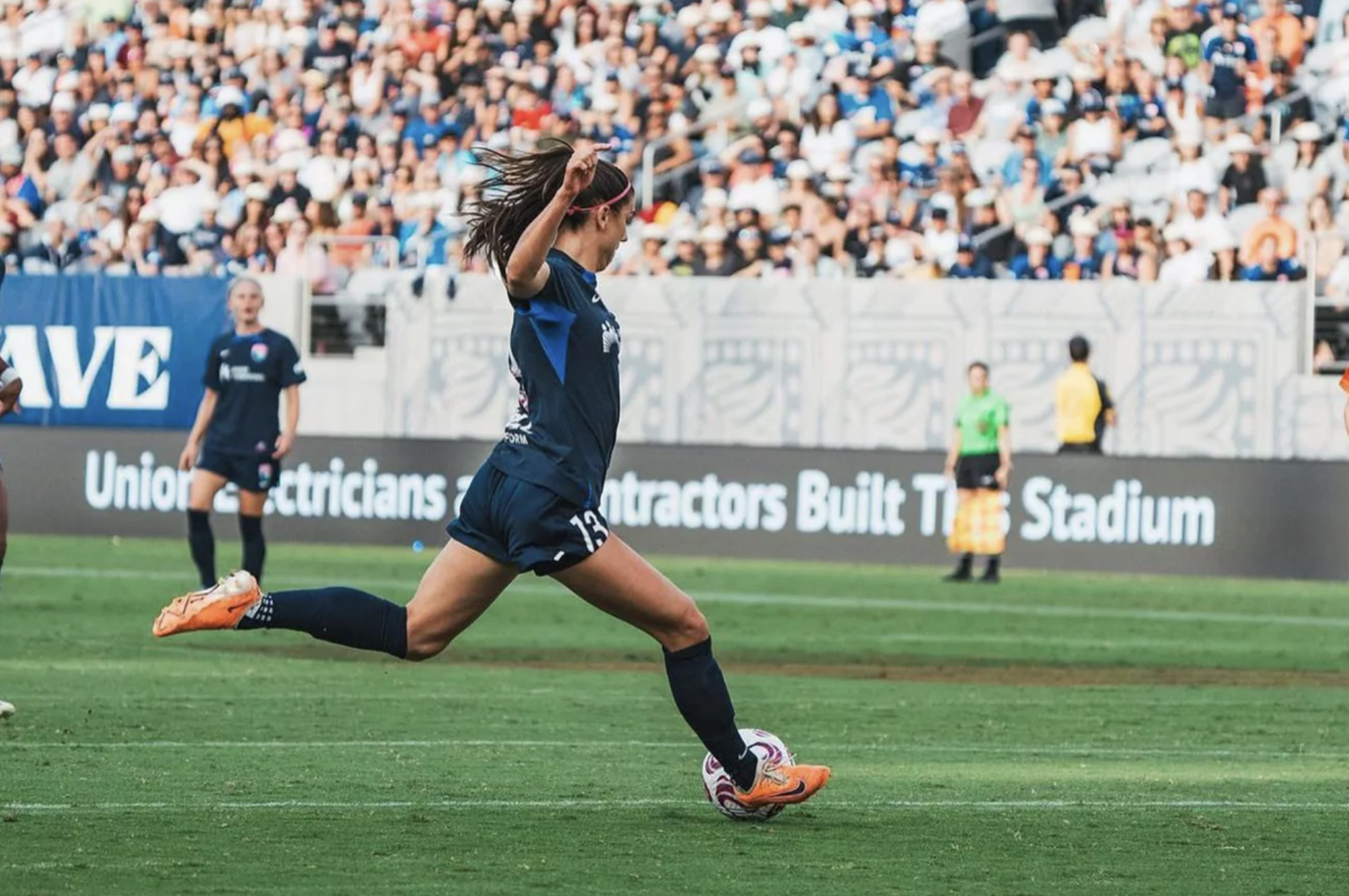 Alex Morgan and the hard tackle that's setting off alarm bells in San Diego