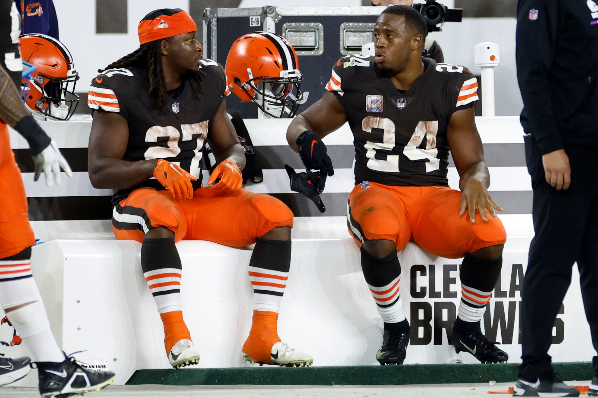 Hunt (left) and Chubb (right) were teammates in Cleveland between 2019 and 2022.
