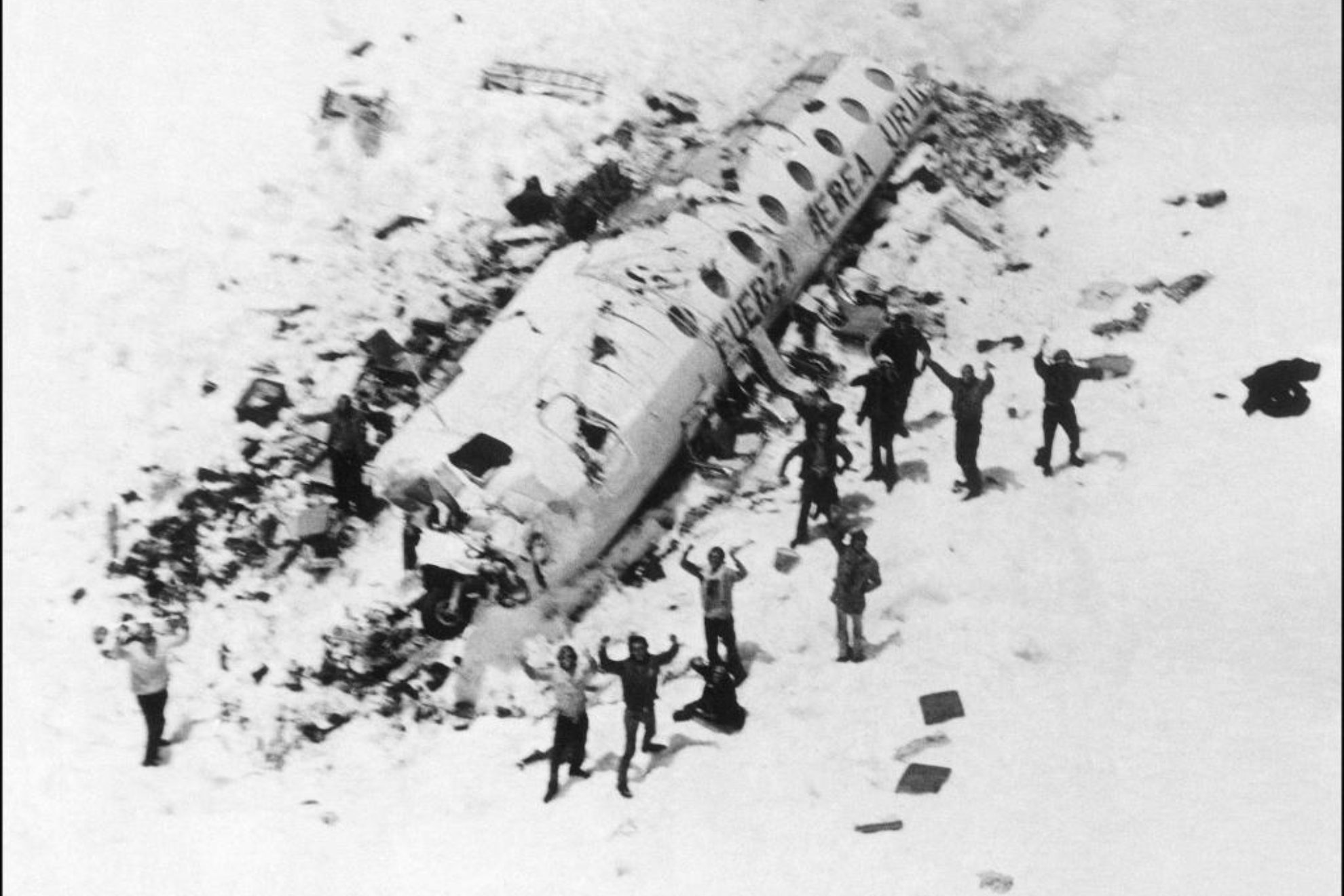 Imagen del rescate de los supervivientes del vuelo 517