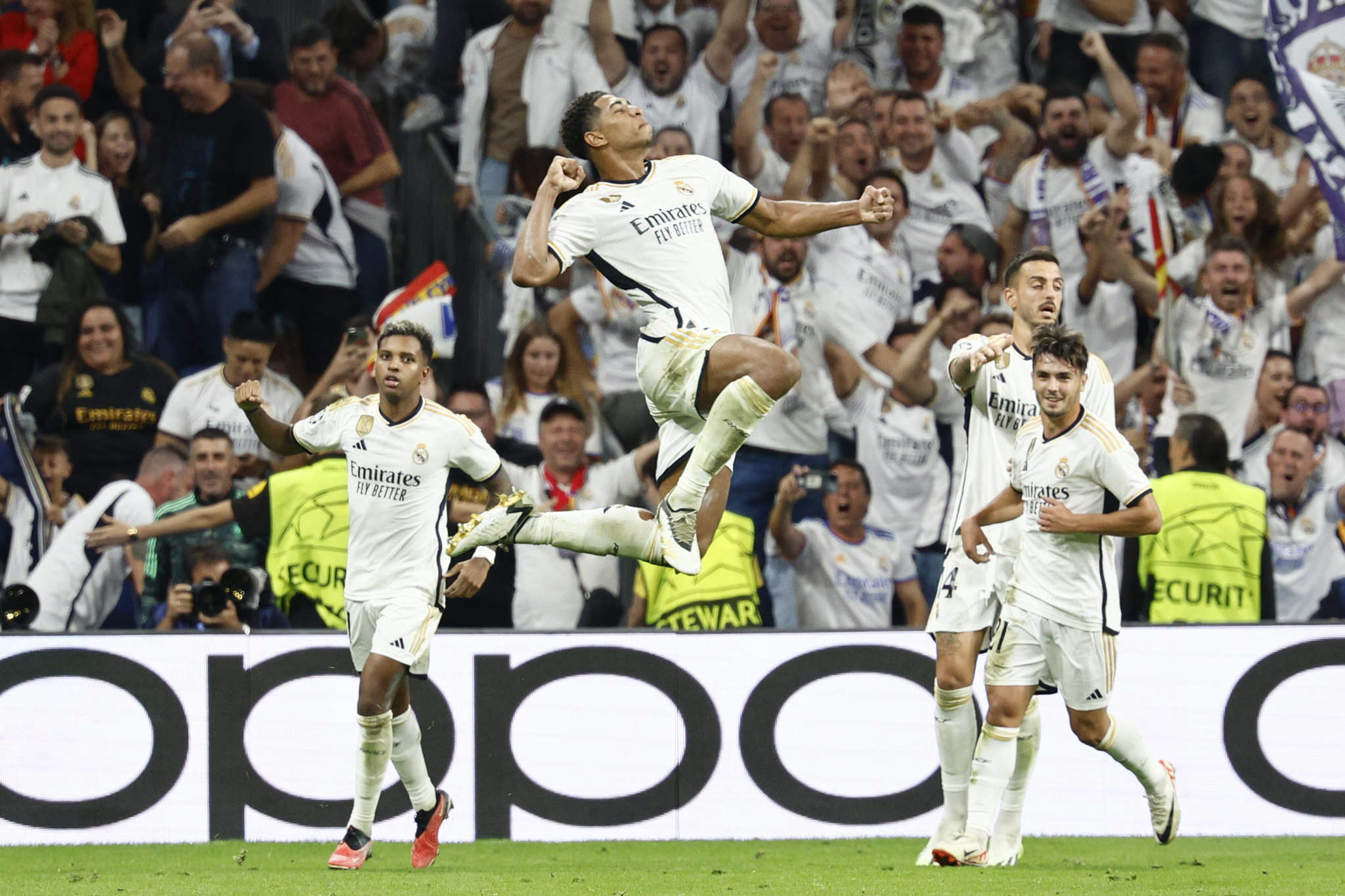Jude Bellingham celebrates the winner for Real Madrid