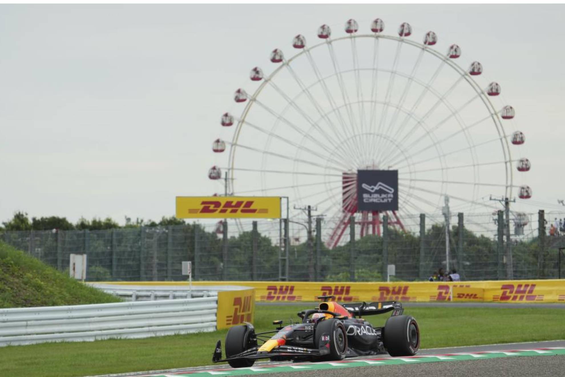 Verstappen, en el Libre 1 del GP de Japón 2023.