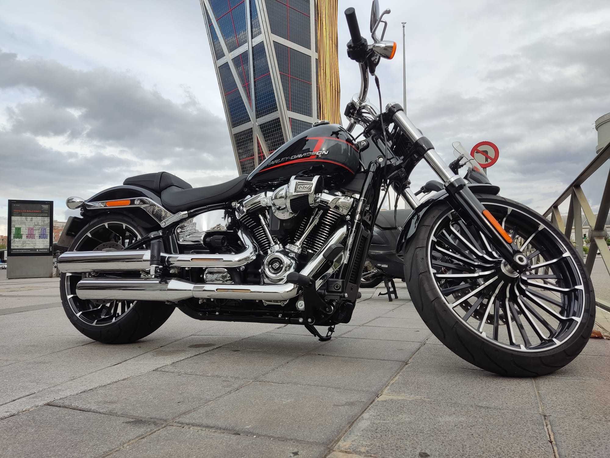 Probamos la Harley Davidson Breakout 117 2023