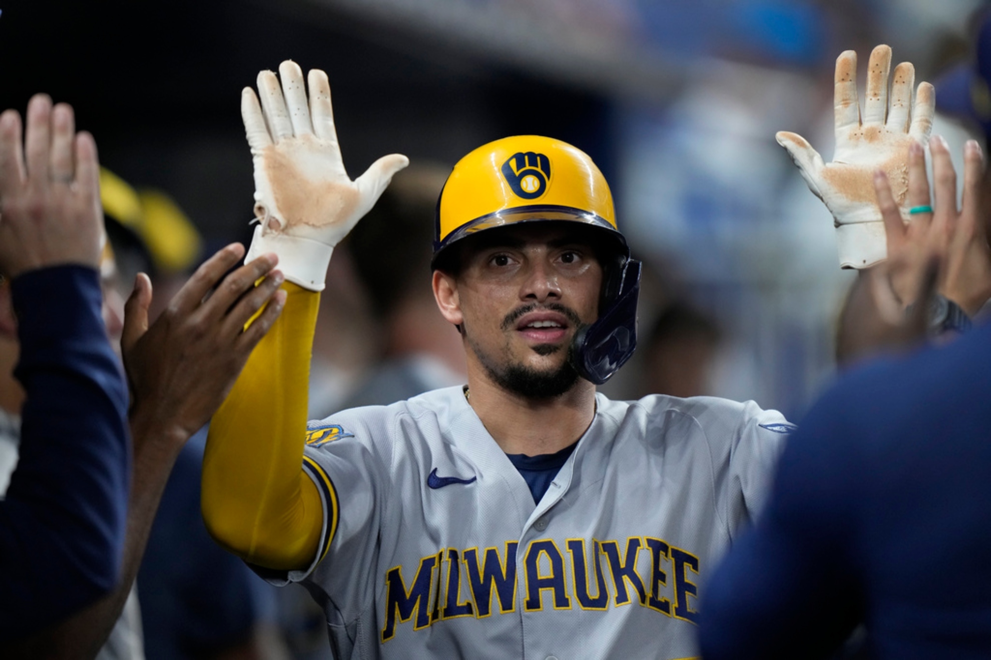 Milwaukee Brewers merciless 12-run rally has the Marlins looking for cover at LoanDepot Park