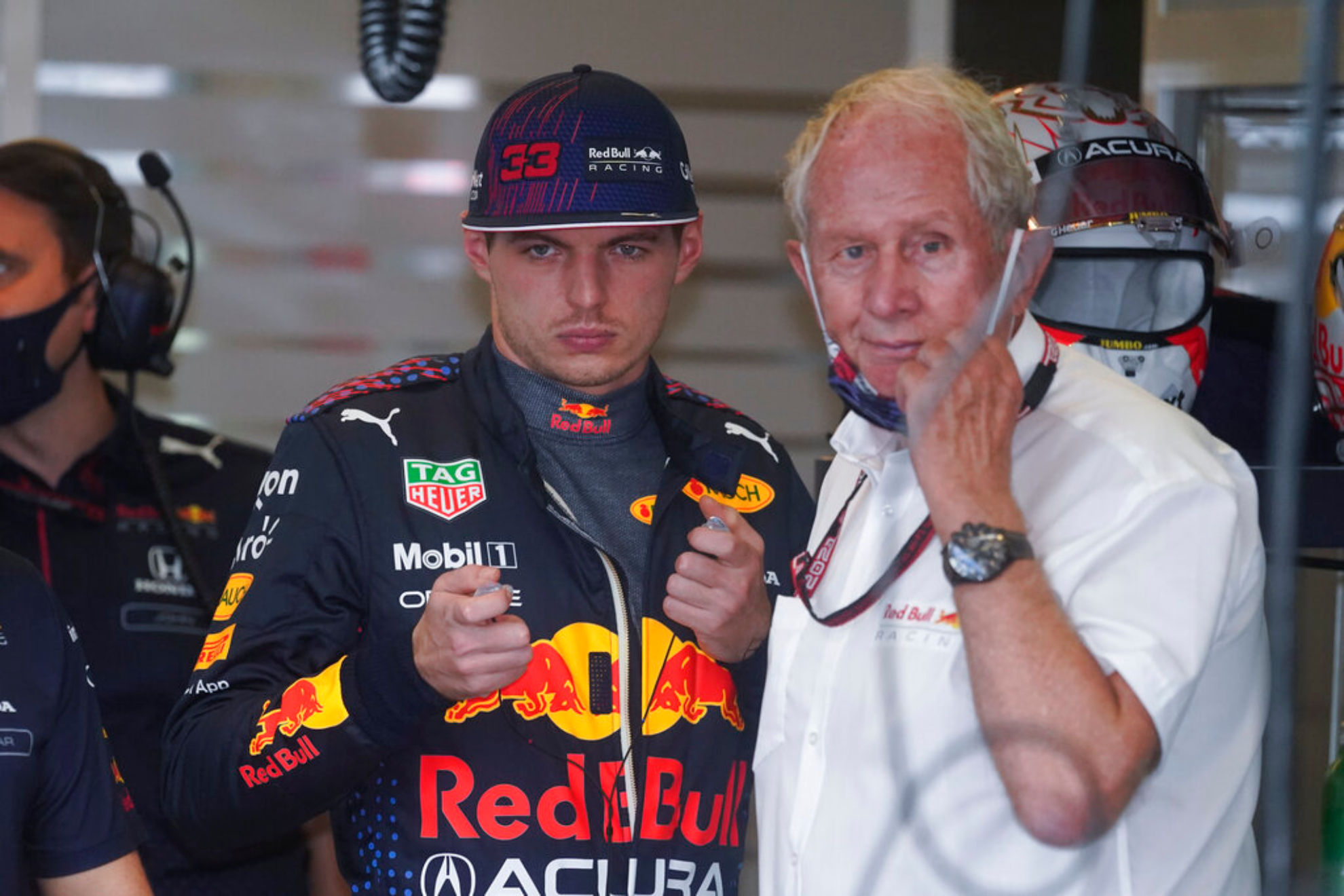 Helmut Marko back at it against Checo Perez: "An unhappy day, he couldn't cope with Max Verstappen's speed"