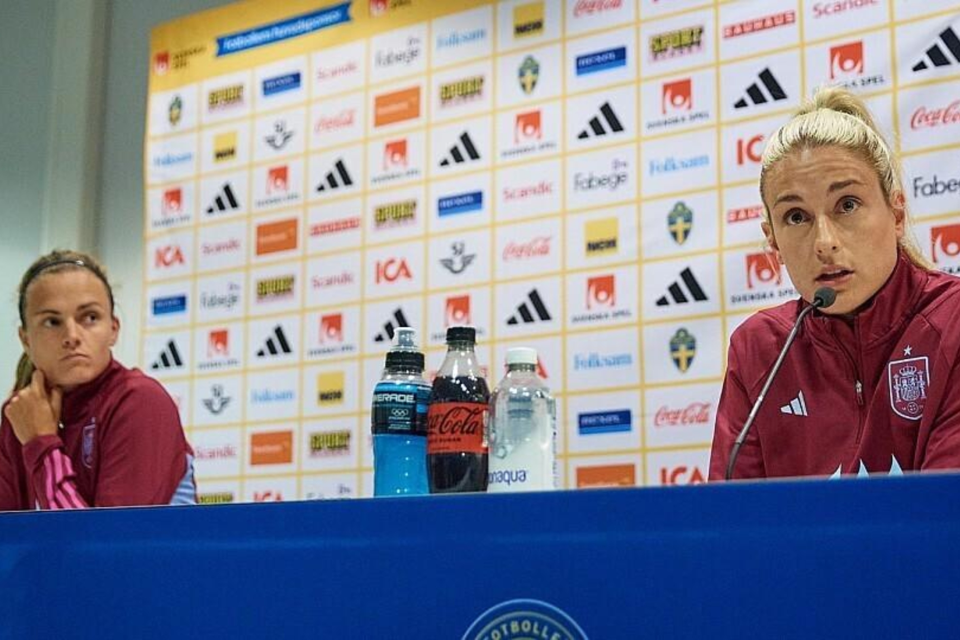 Irene Paredes y Alexia Putellas, en la rueda de prensa previa al partido ante Suecia.