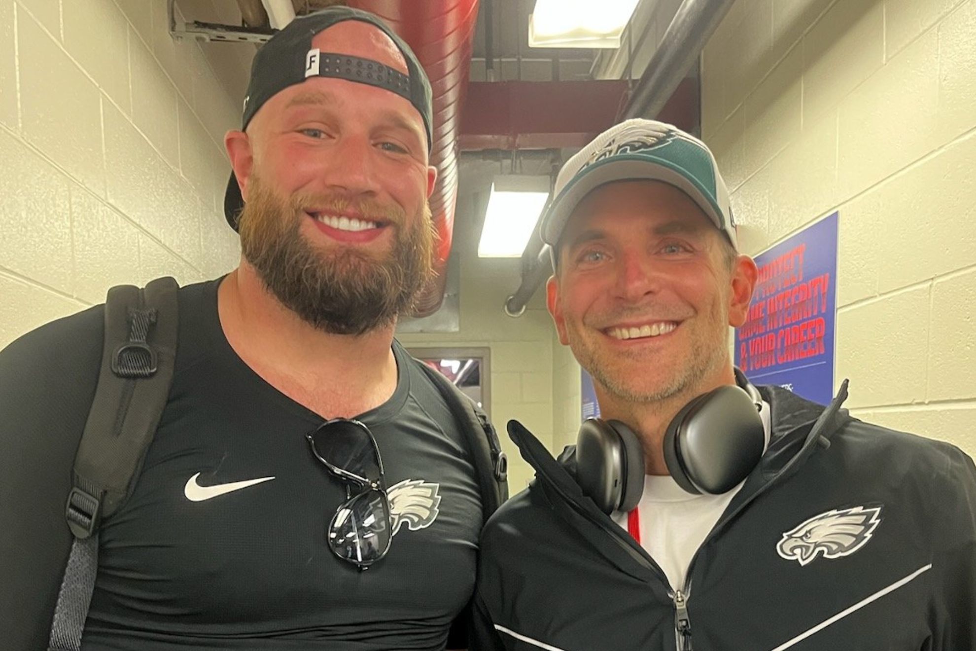 Eagles superfan Bradley Cooper invades Tom Brady's old stomping grounds