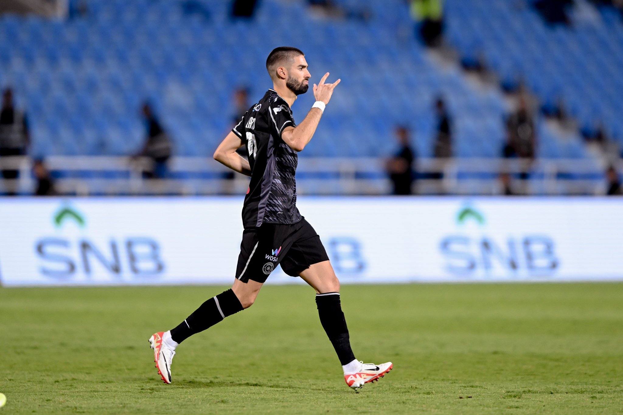 Yannick Carrasco celebra un gol en Arabia Saudí.
