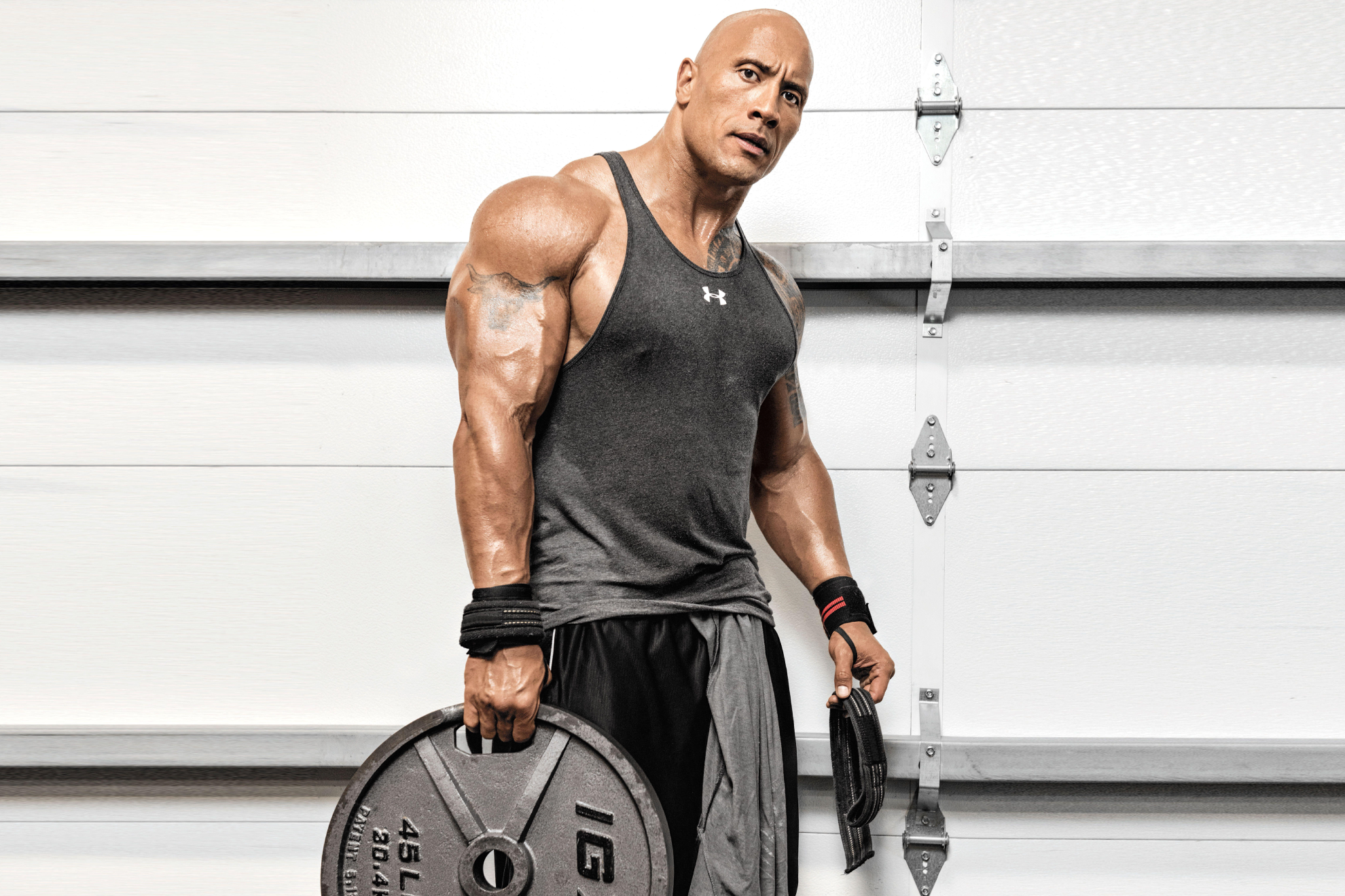 Dwayne 'The Rock' Johnson proves he's not human with incredible display of strength in the gym