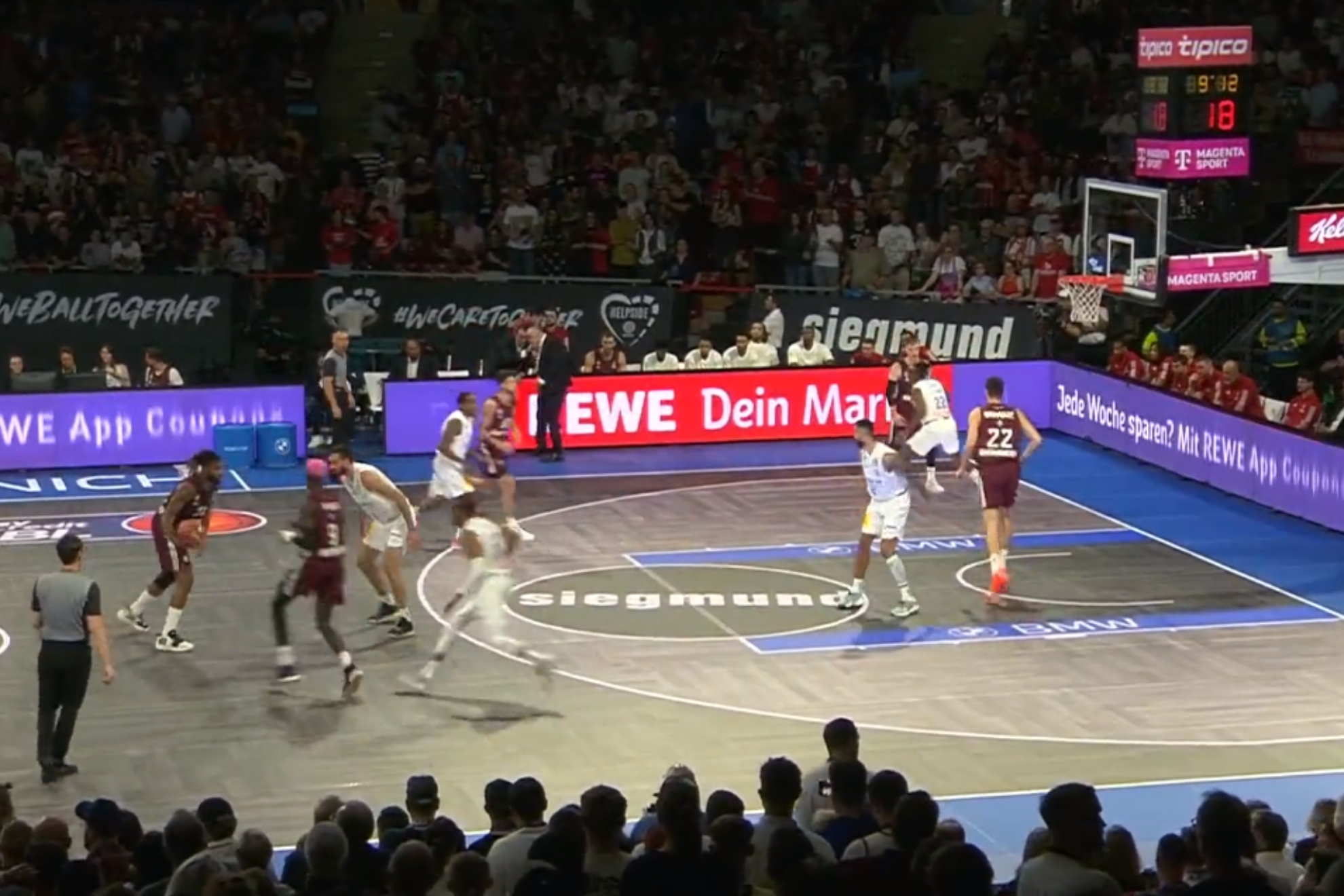 El Bayern de Laso se suma a la moda: las pistas con luces LED abren un nuevo baloncesto
