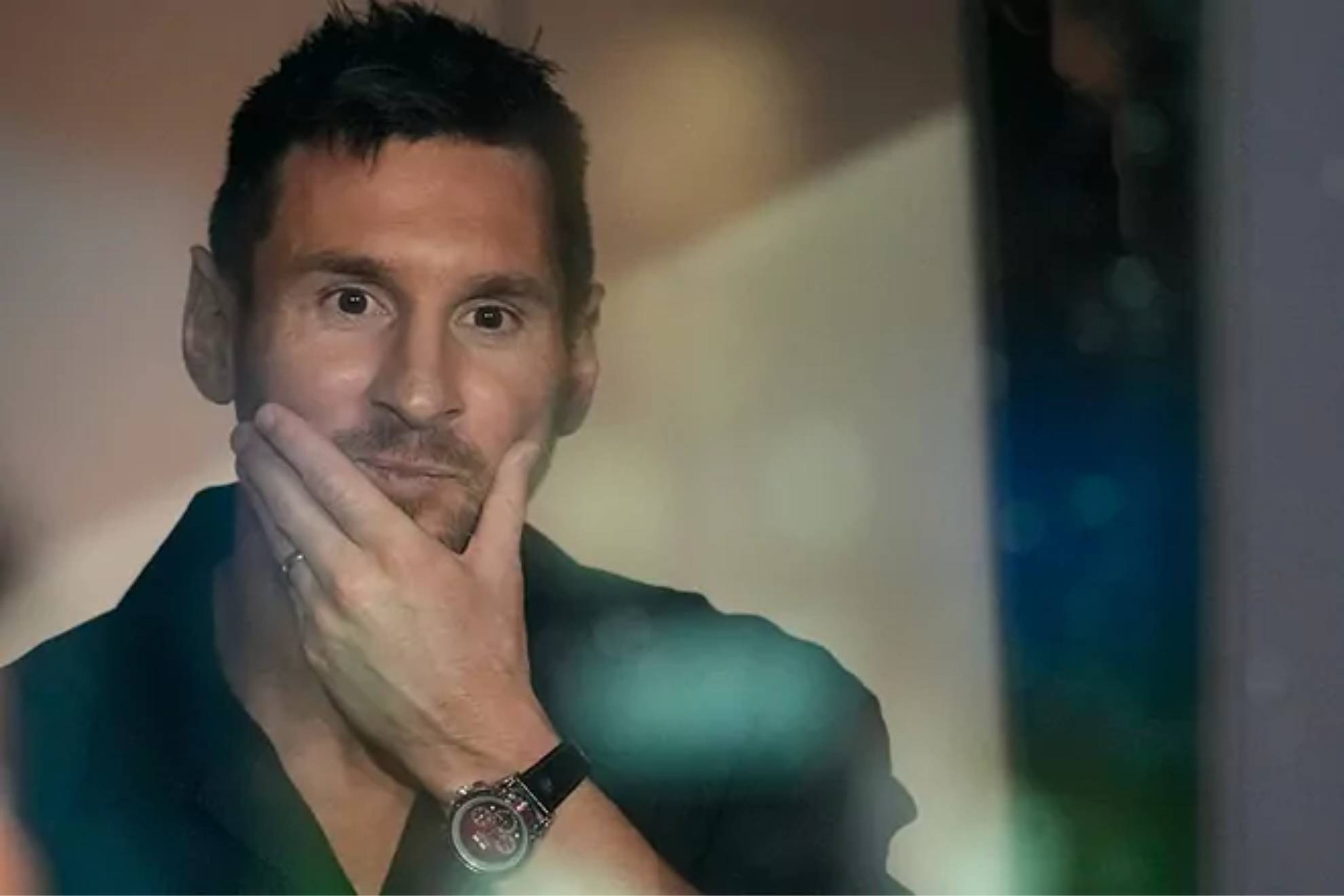Messi y su lujoso accesorio de 800.000 dólares que lució en el DRV PNK Stadium