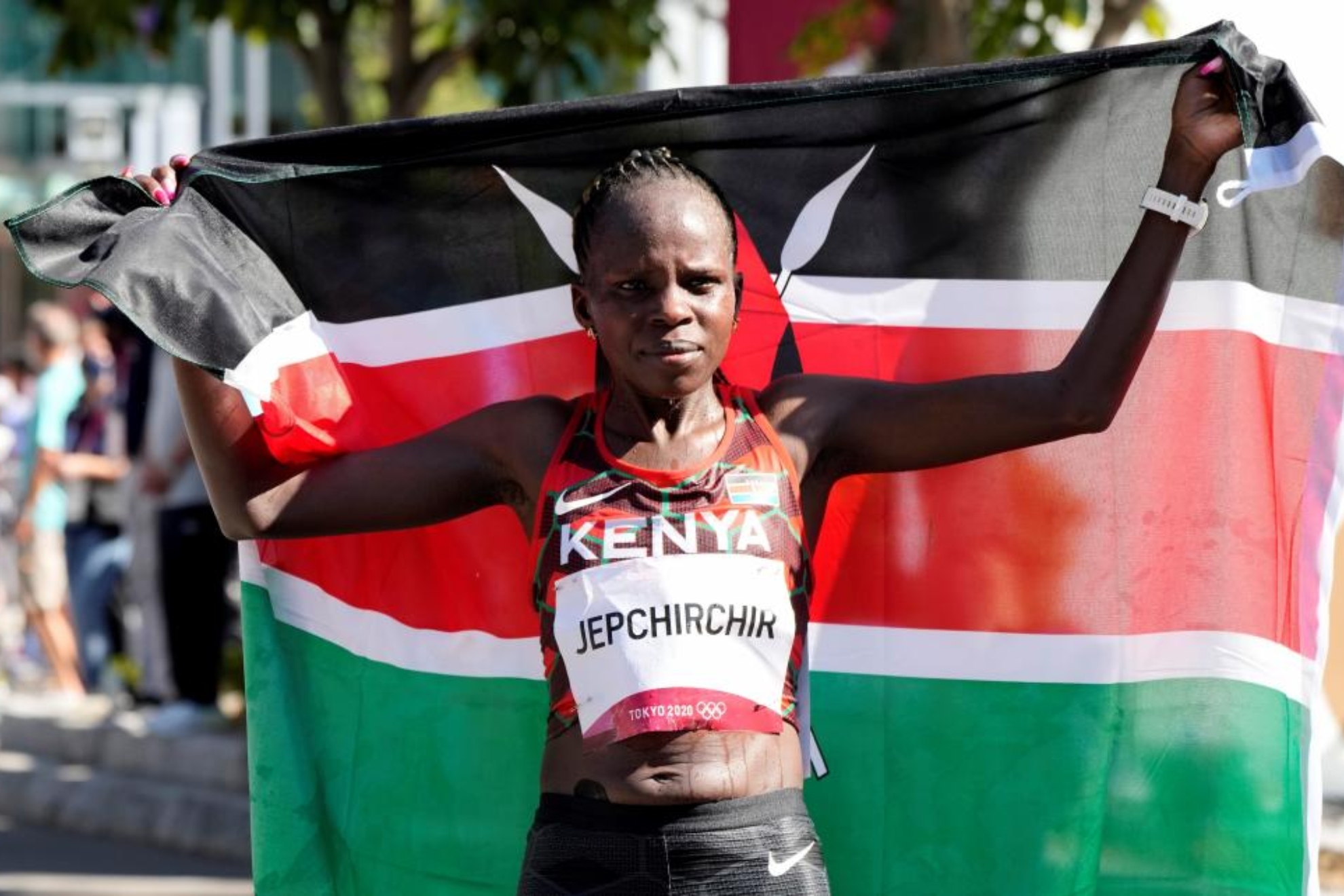 Kenia arrasa en el medio maratón del Mundial con triunfos de Jepchirchir y Sawe