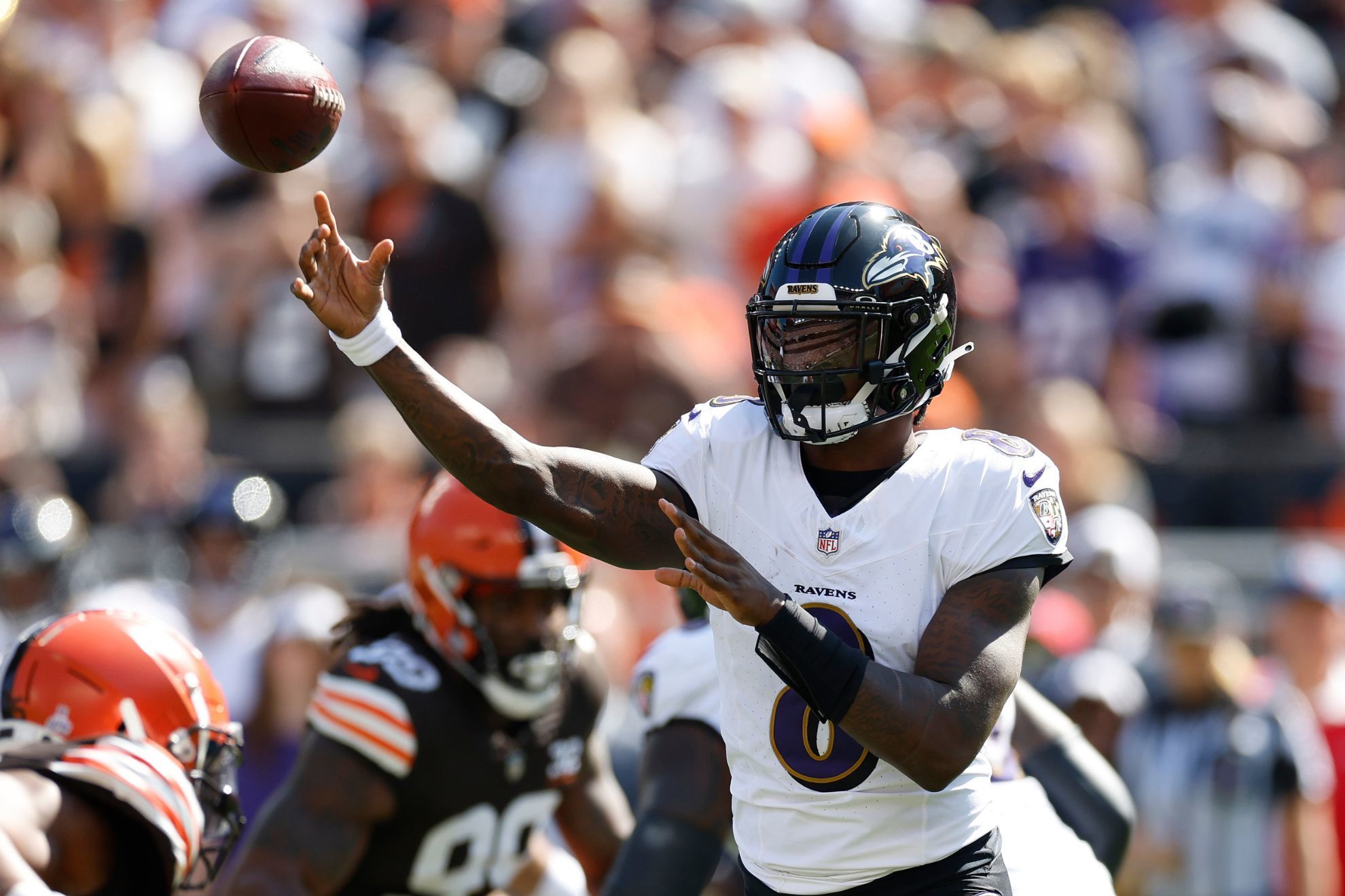 Lamar Jackson, Mark Andrews excel as Ravens defense bullies Browns' rookie QB