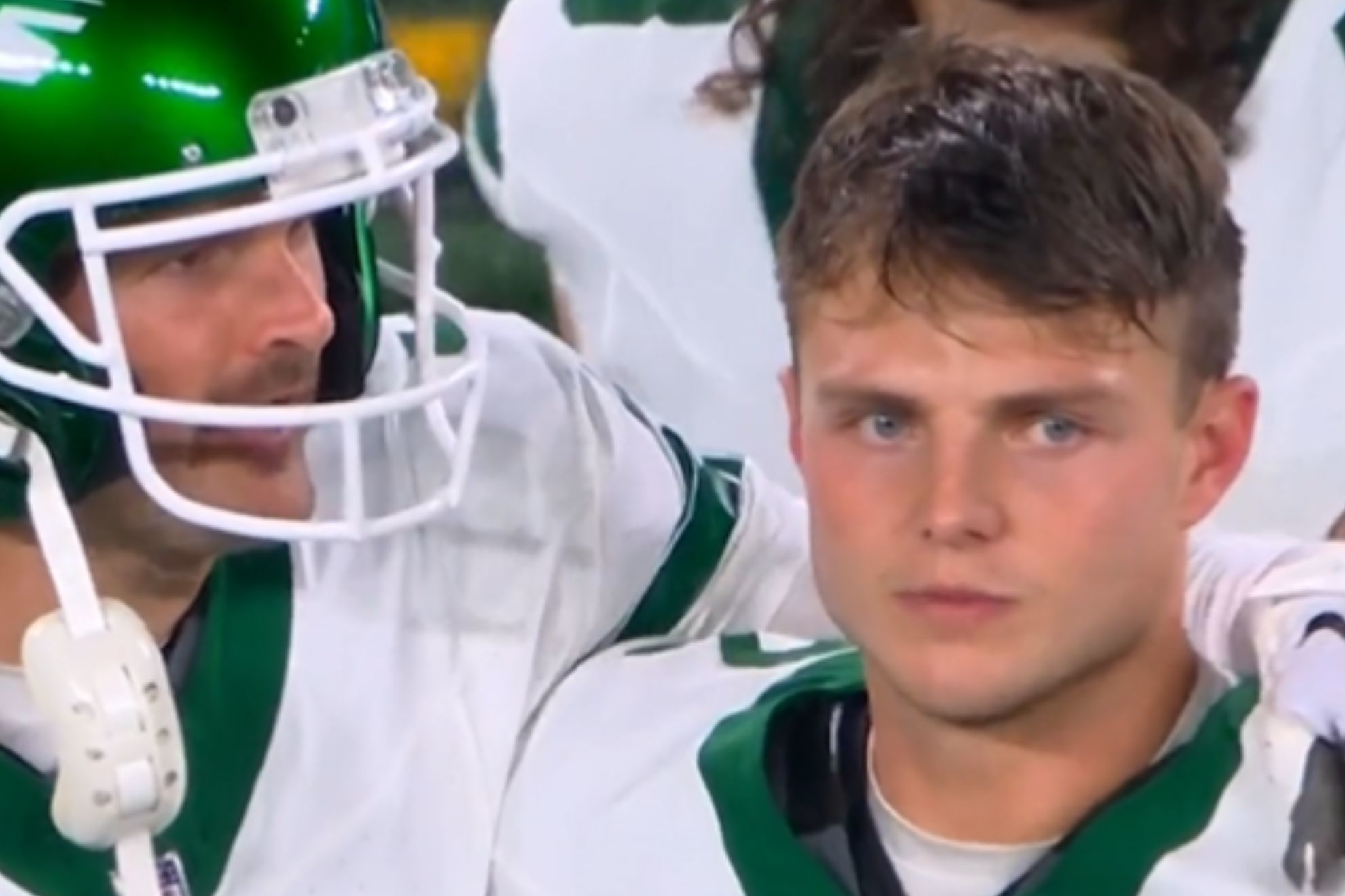 Zach Wilson beats himself up after Jets lose to Chiefs, teammates comfort him