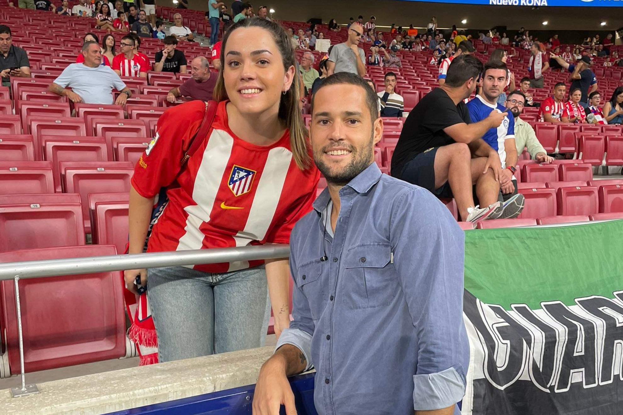 The luck that led a fan to meet one of her Atletico Madrid idols: Mario Suarez