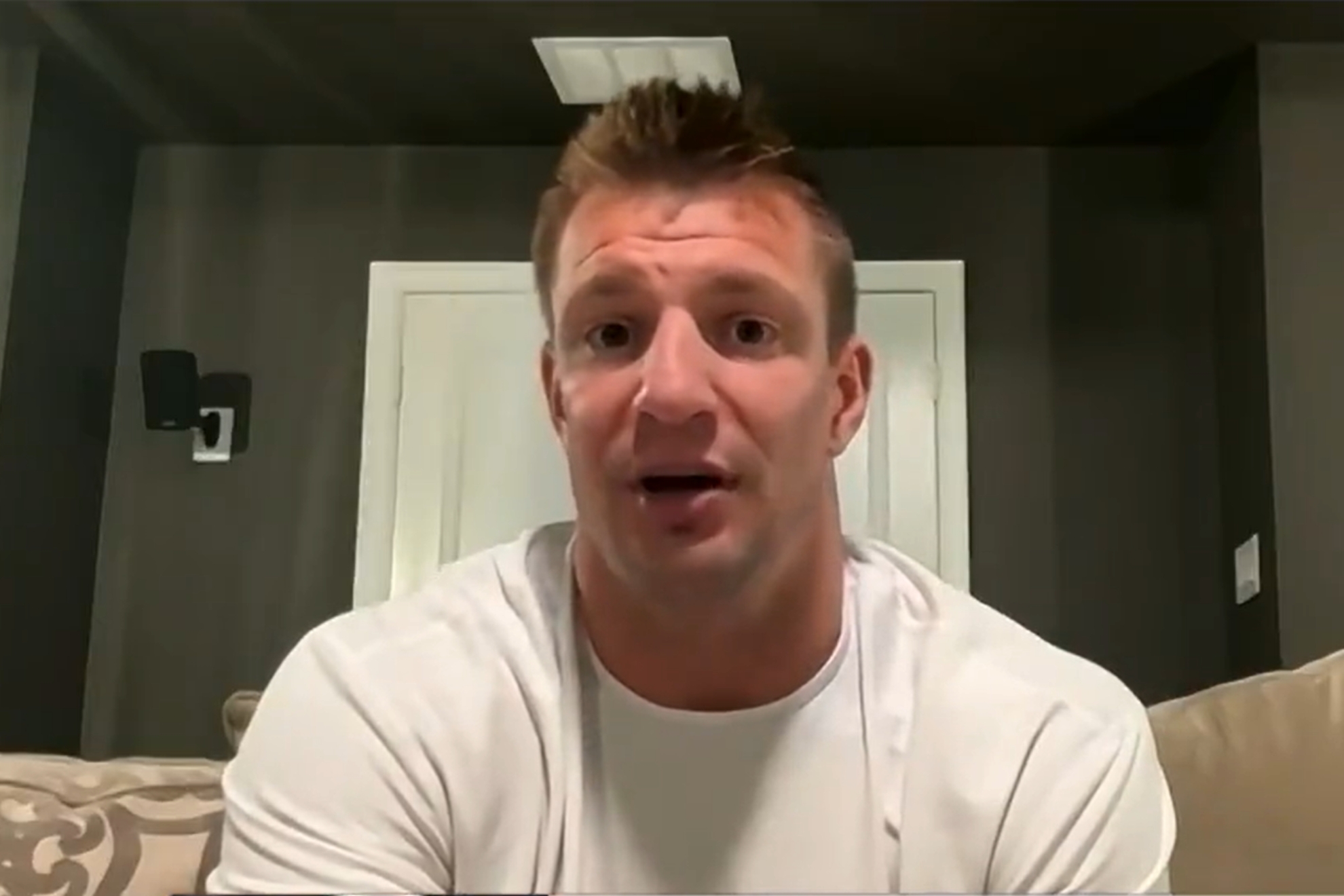 Gronk thinks the Pats need a change in their QB room