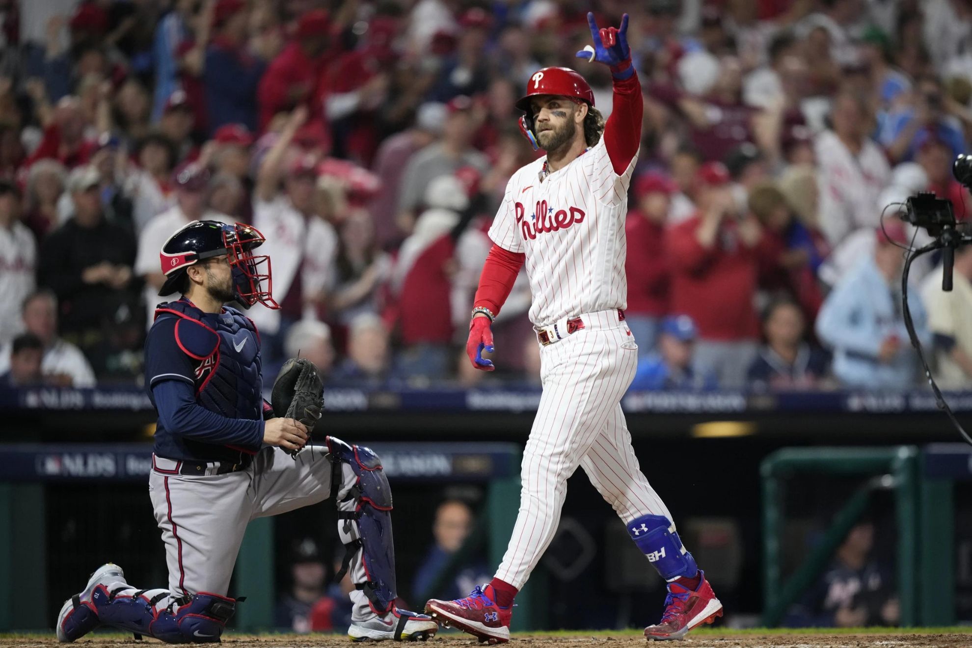 Phillies dismantle Braves in Game 3, they're one win away from the NLCS
