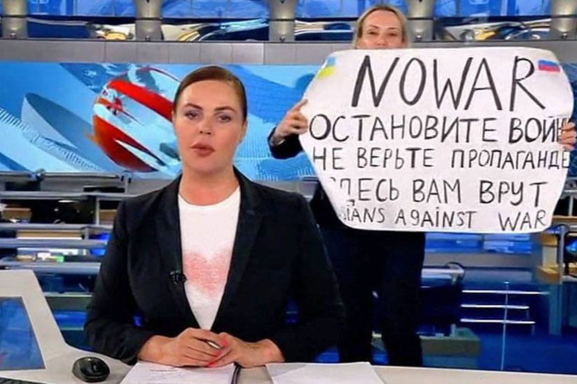 Investigan si la periodista rusa anti Putin, Marina Ovsiannikova, ha sido envenenada