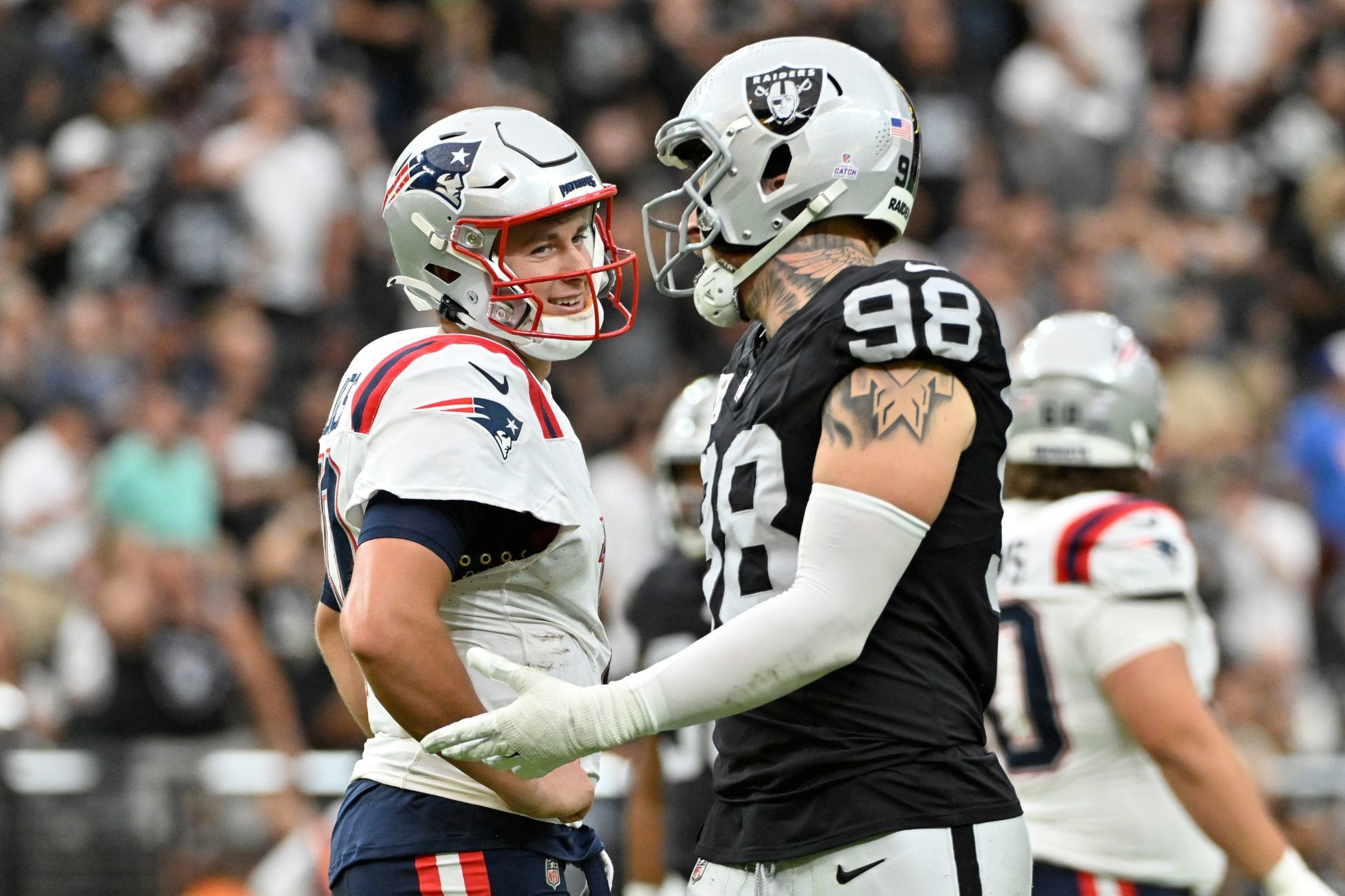 Raiders DE Maxx Crosby seals win over Raiders with sack on Mac Jones for safety