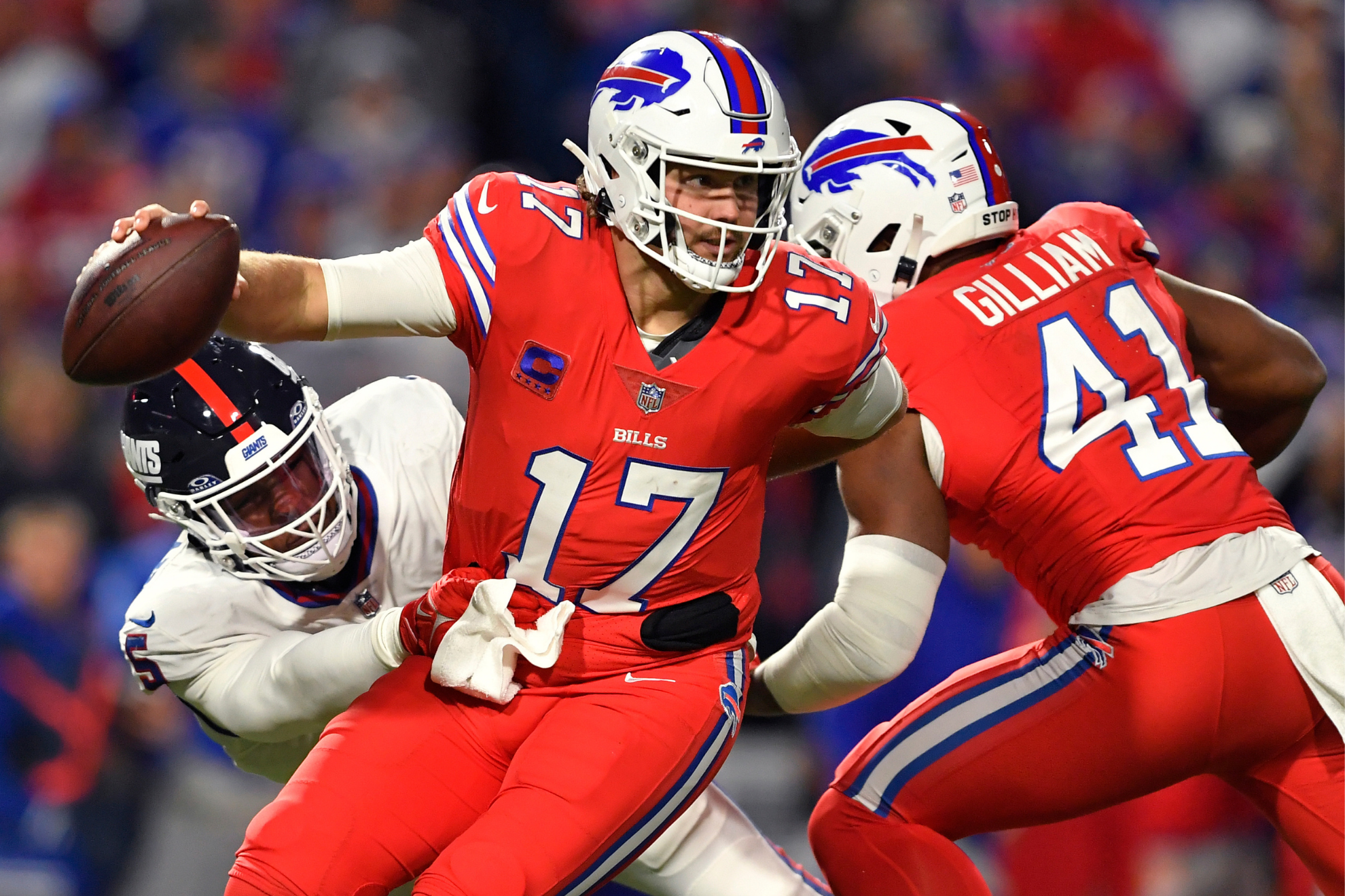 Josh Allen and the Bills won a slugfest against the visiting Giants.