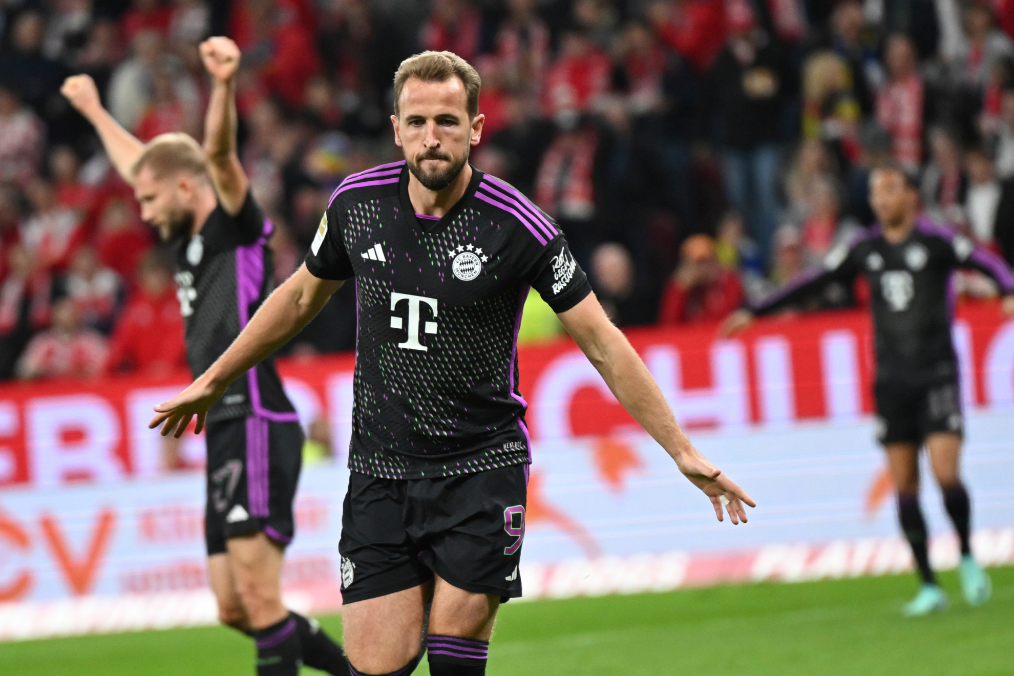 Kane celebra su gol ante el Mainz