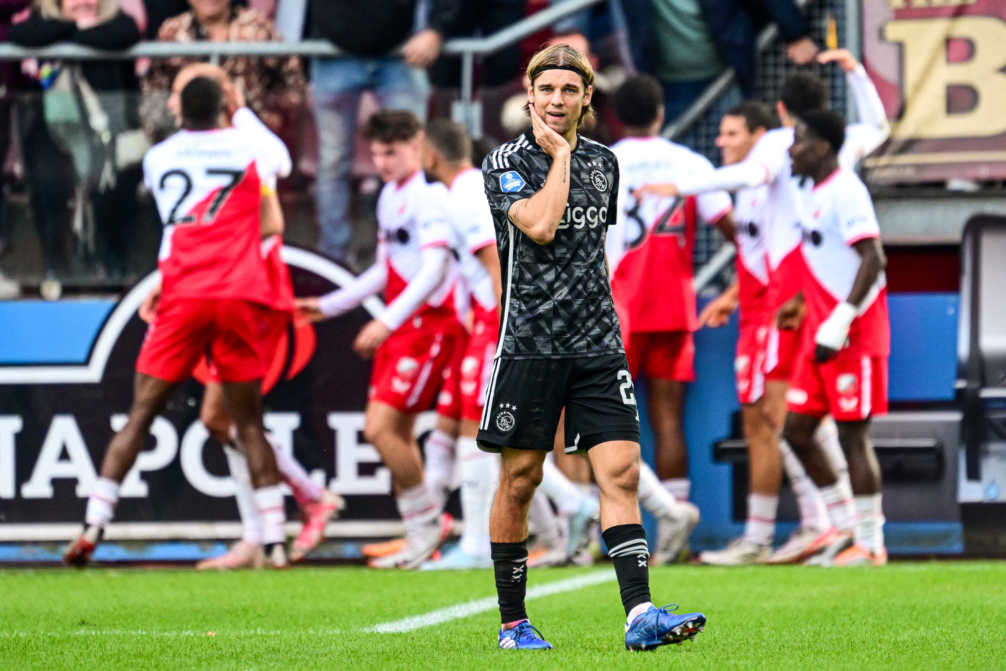 El Ajax cae derrotado en Utrecht.
