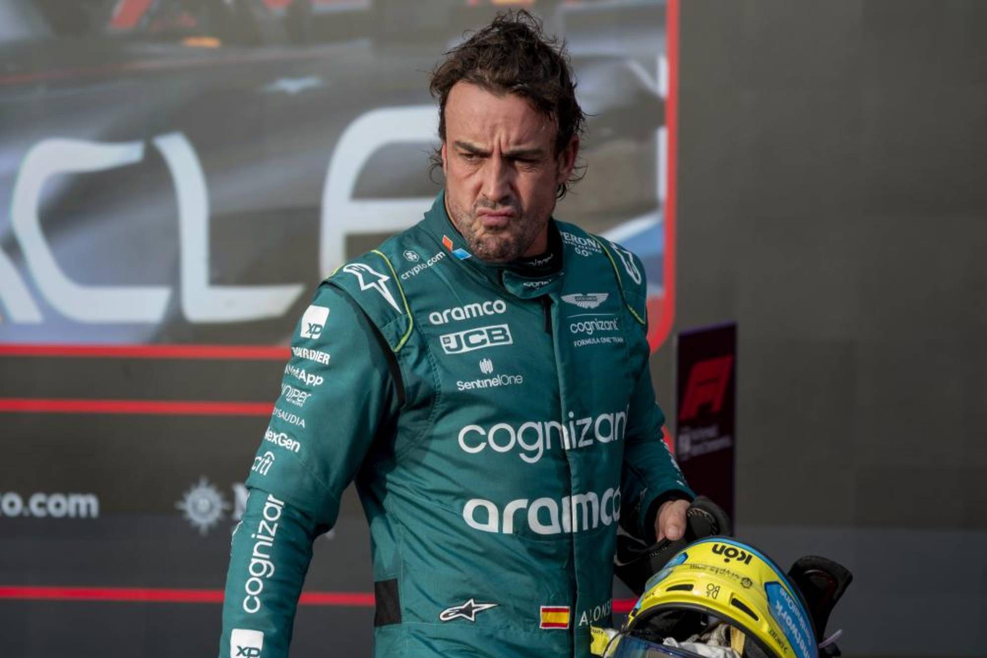 Aston Martin rompe el parque cerrado y Alonso saldrá desde el pit-lane