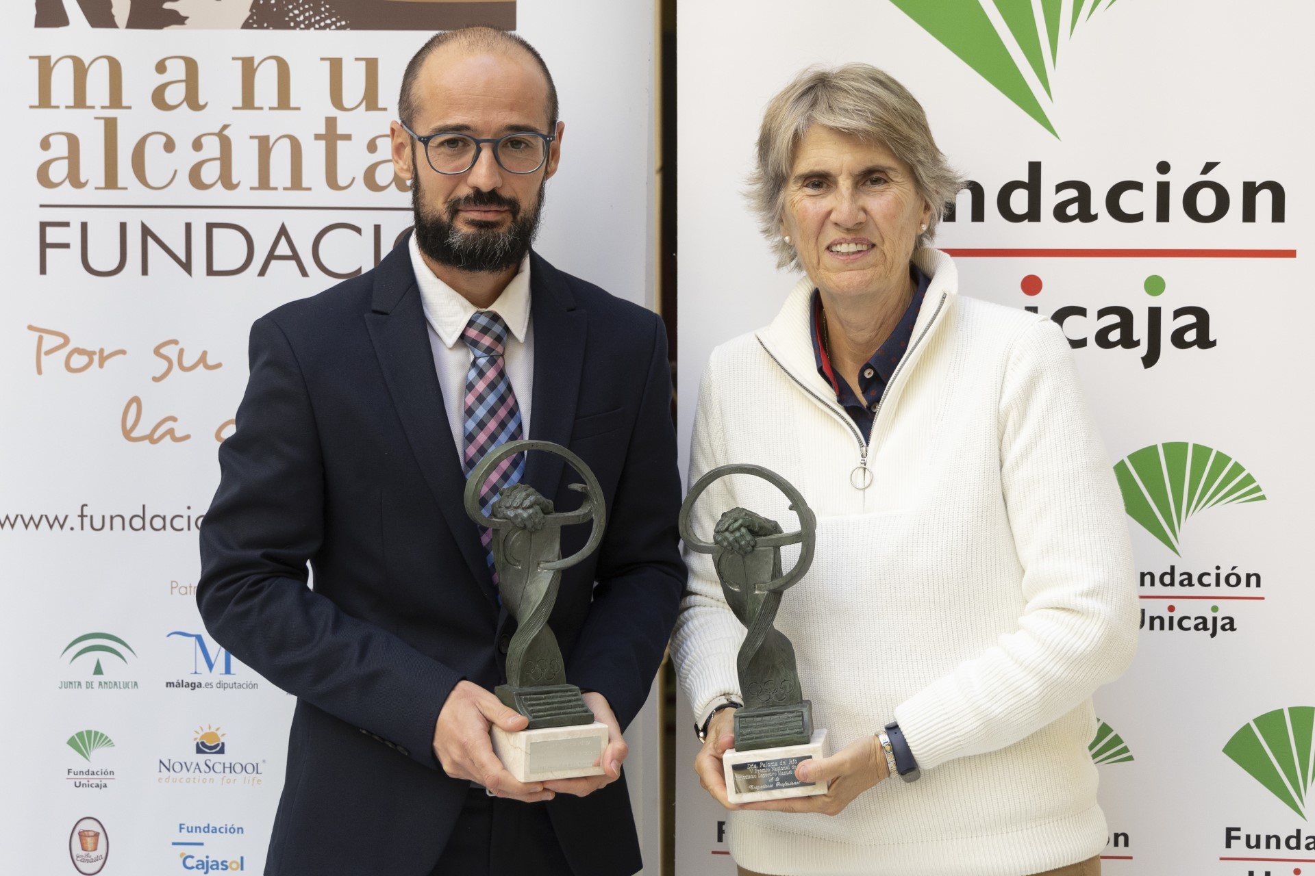 Paloma del Ro y Jos Ignacio Prez reciben el Premio de Periodismo Deportivo Manuel Alcntara