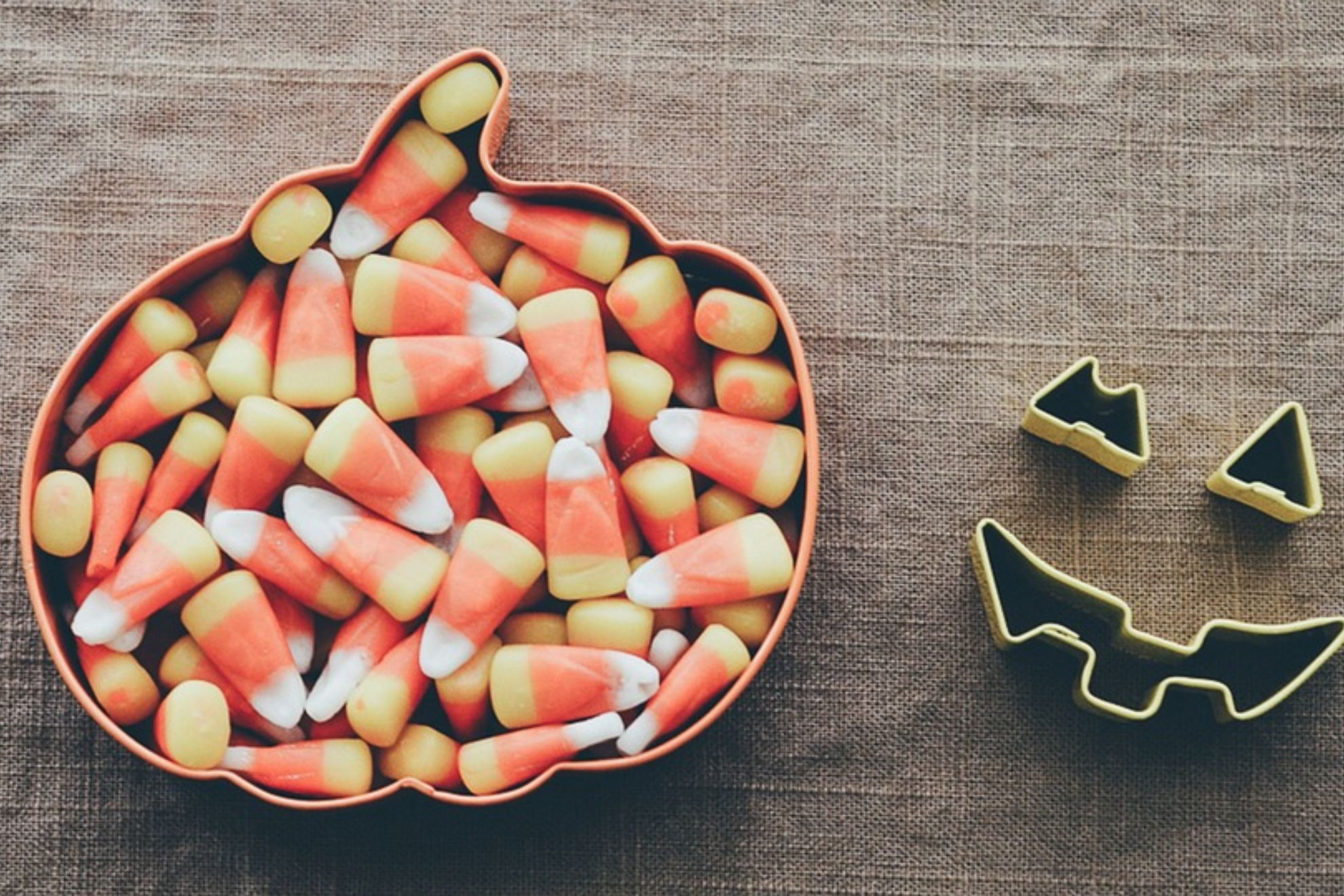 Qu es el truco o trato, origen y por qu se piden caramelos en Halloween?