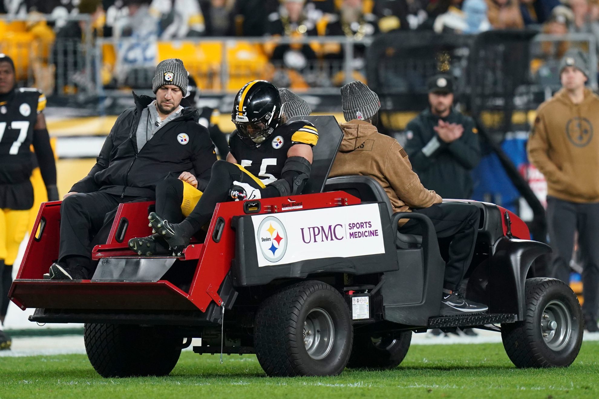Steelers' Cole Holcomb suffers grusome injury reminiscent of Nick Chubb's