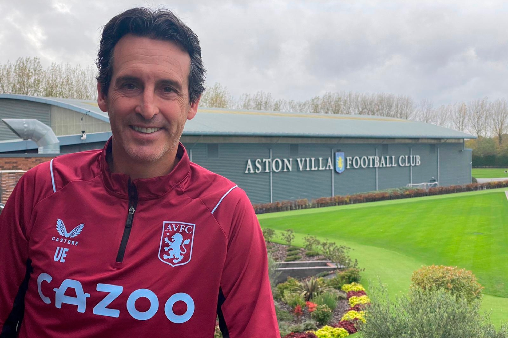 Unai Emery en la ciudad deportiva del Aston Villa.