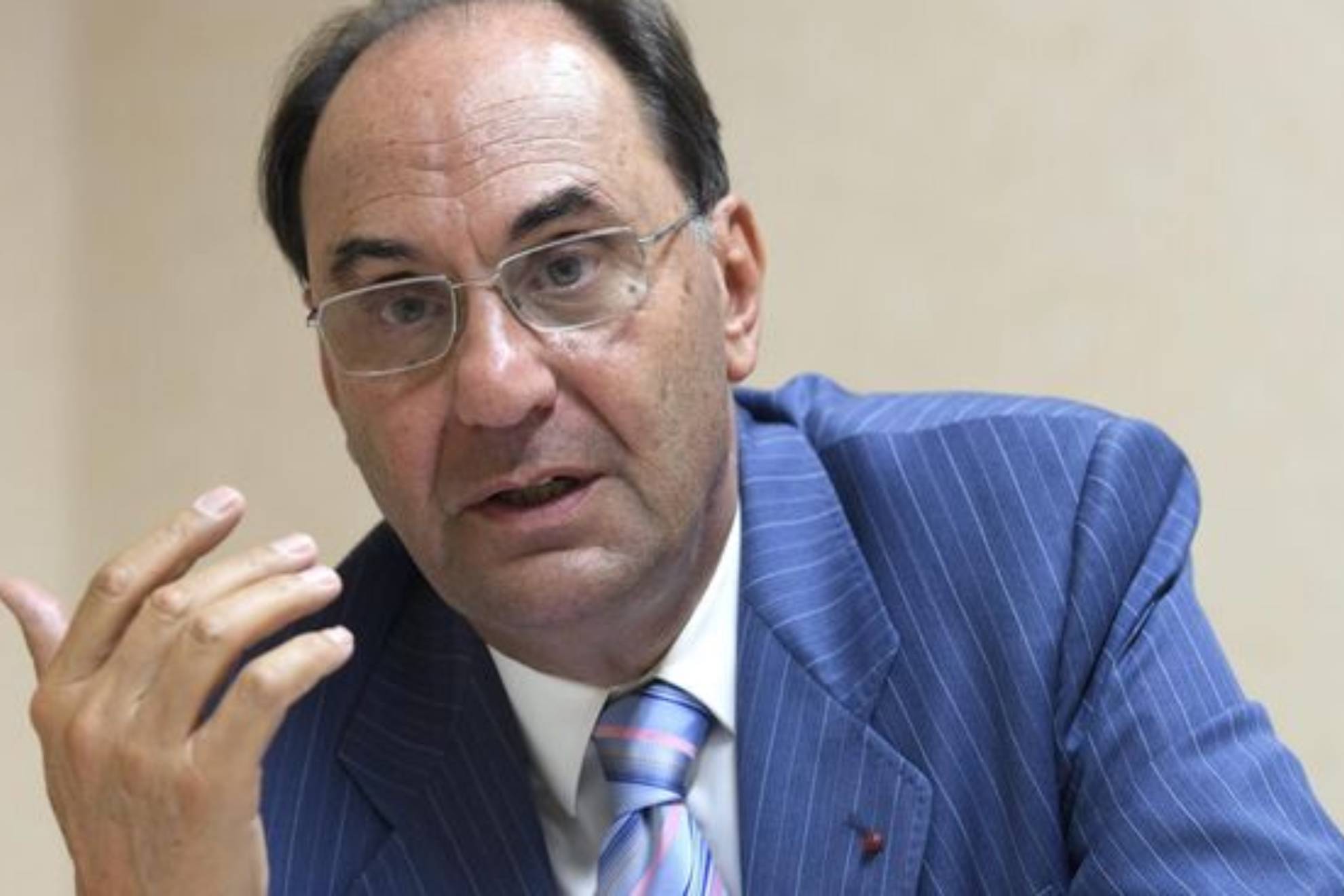 Disparan en la cara a Alejo Vidal-Quadras, ex presidente del PP en Catalua y fundador de Vox, en pleno centro de Madrid