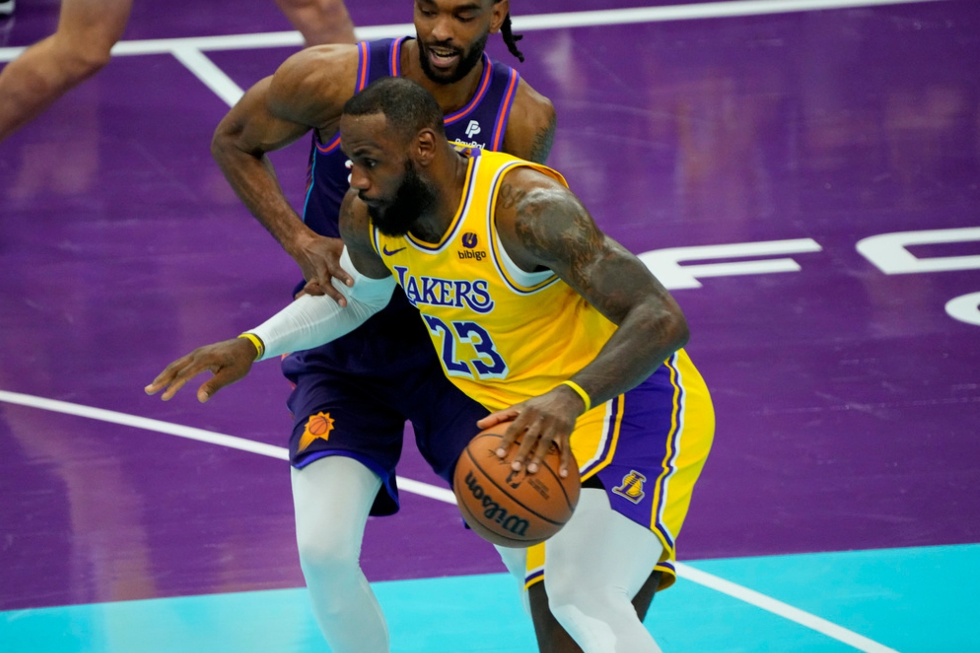 Lebron has been one of the dew bright spots for the Lakers so far