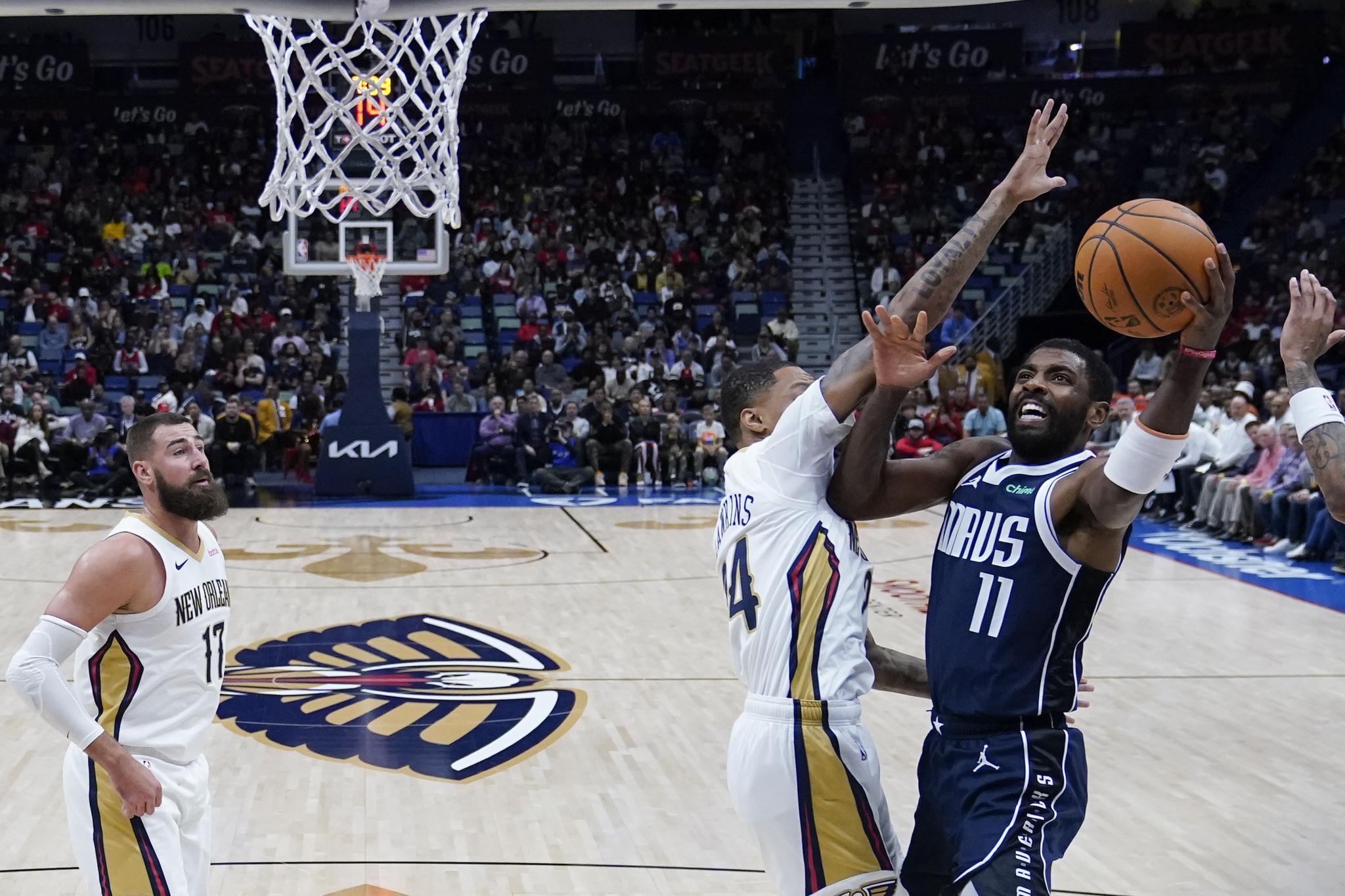Kyrie Irving ante New Orleans Pelicans