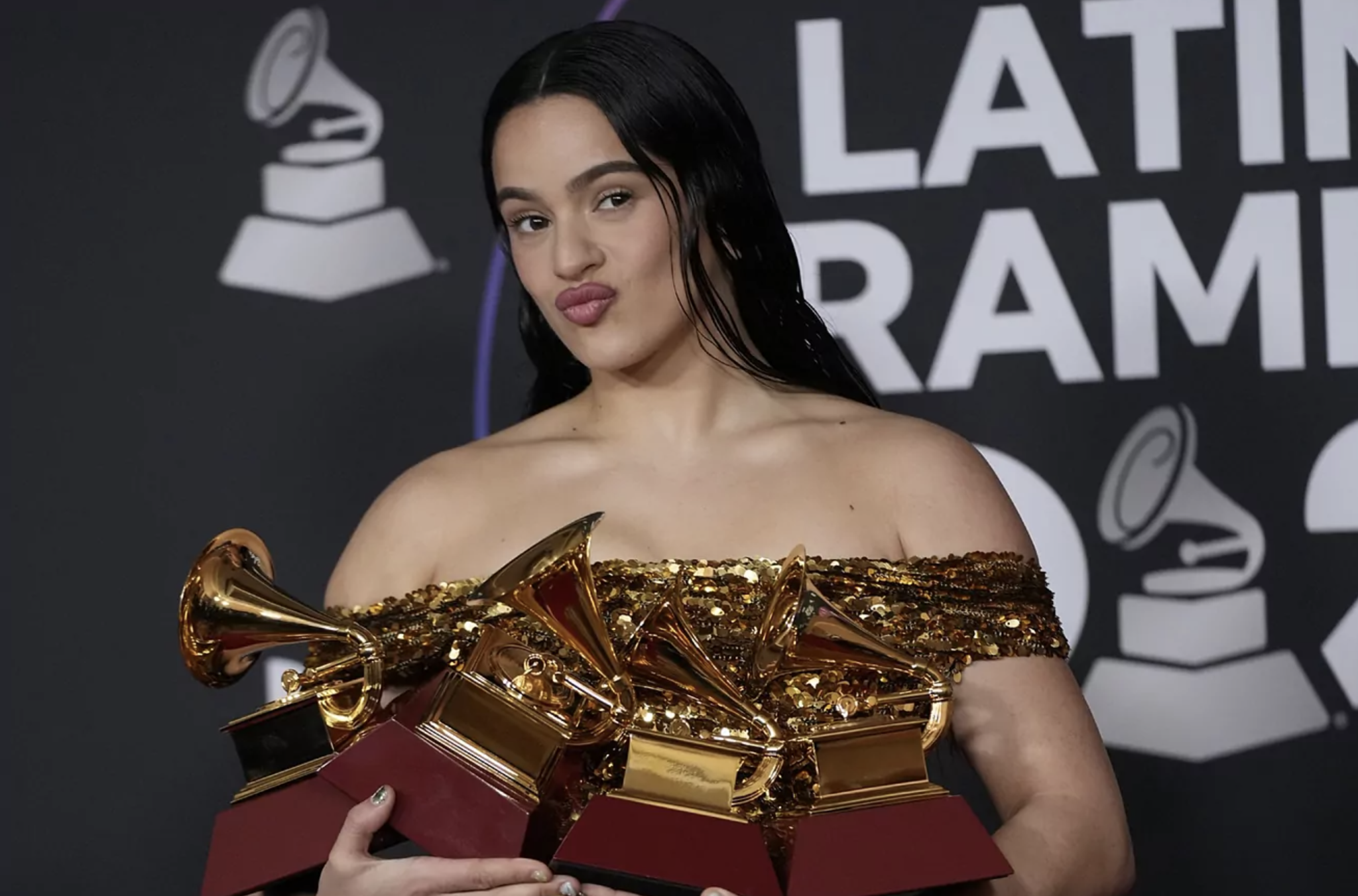 Latin Grammy Awards: How much money do the award winners get?