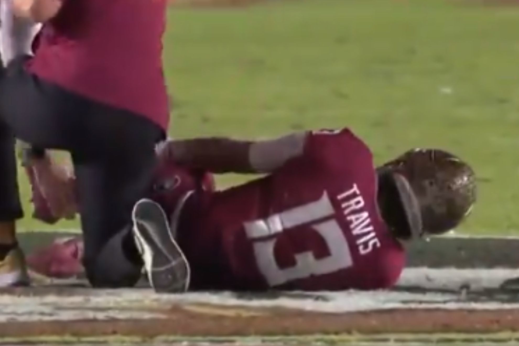 FSU's Jordan Travis breaks his leg in gruesome manner against North Alabama