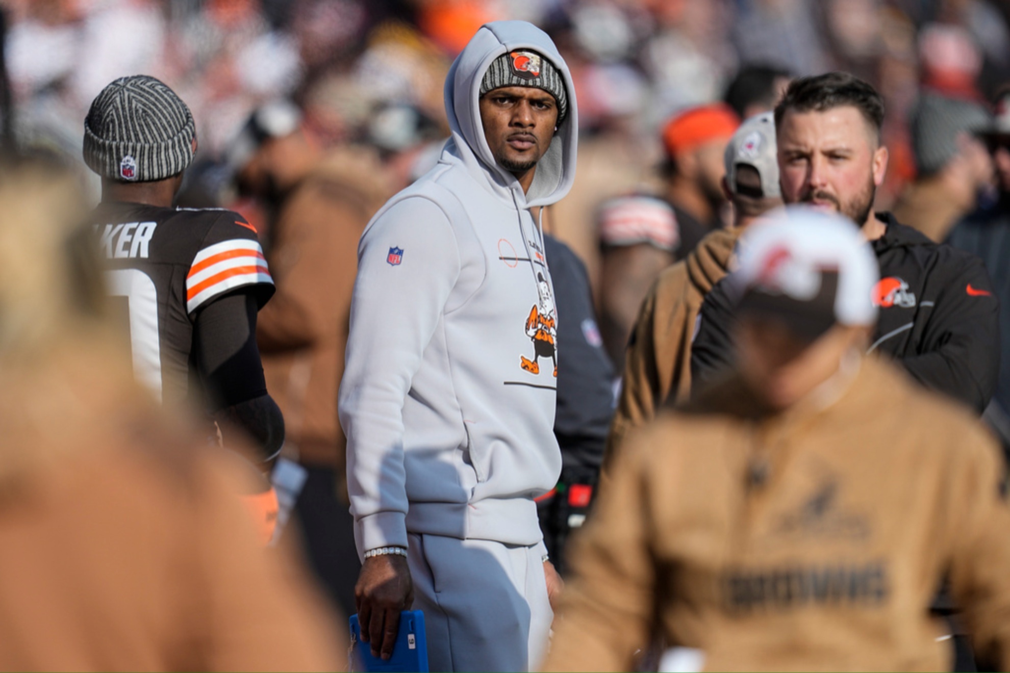 Watson on the sidelines in the Week 11 game against Pittsburgh.