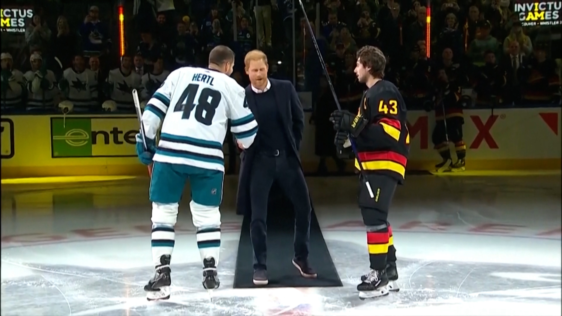 Prince Harry drops ceremonial puck ahead of Canucks-Sharks NHL game