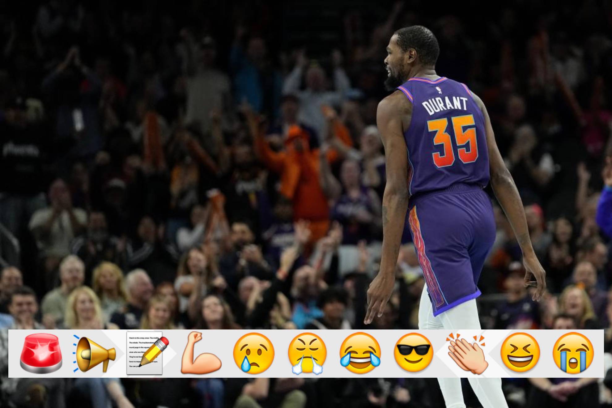 Kevin Durant, alero de los Suns, celebra un triple ante los Blazers.