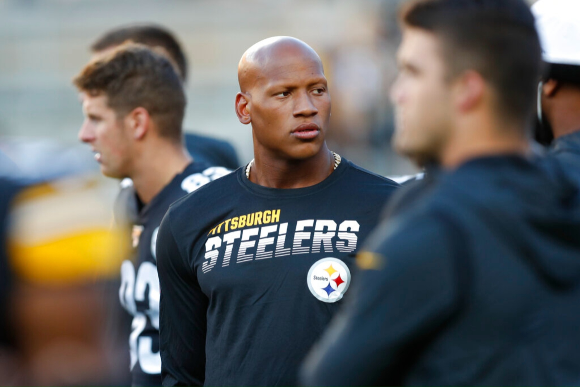 Former Steelers linebacker, Ryan Shazier, has been accused of cheating by his wife
