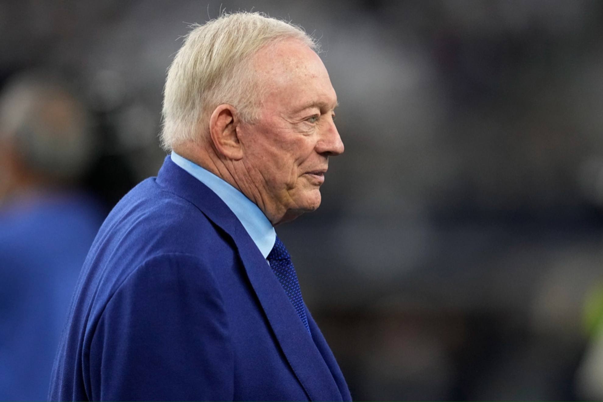 Alexandra Davis has refiled a lawsuit claiming she is the daughter of Jerry Jones