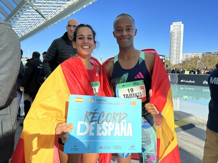 Doble récord de España en Maratón para Tariku Novales y Majida Maayouf