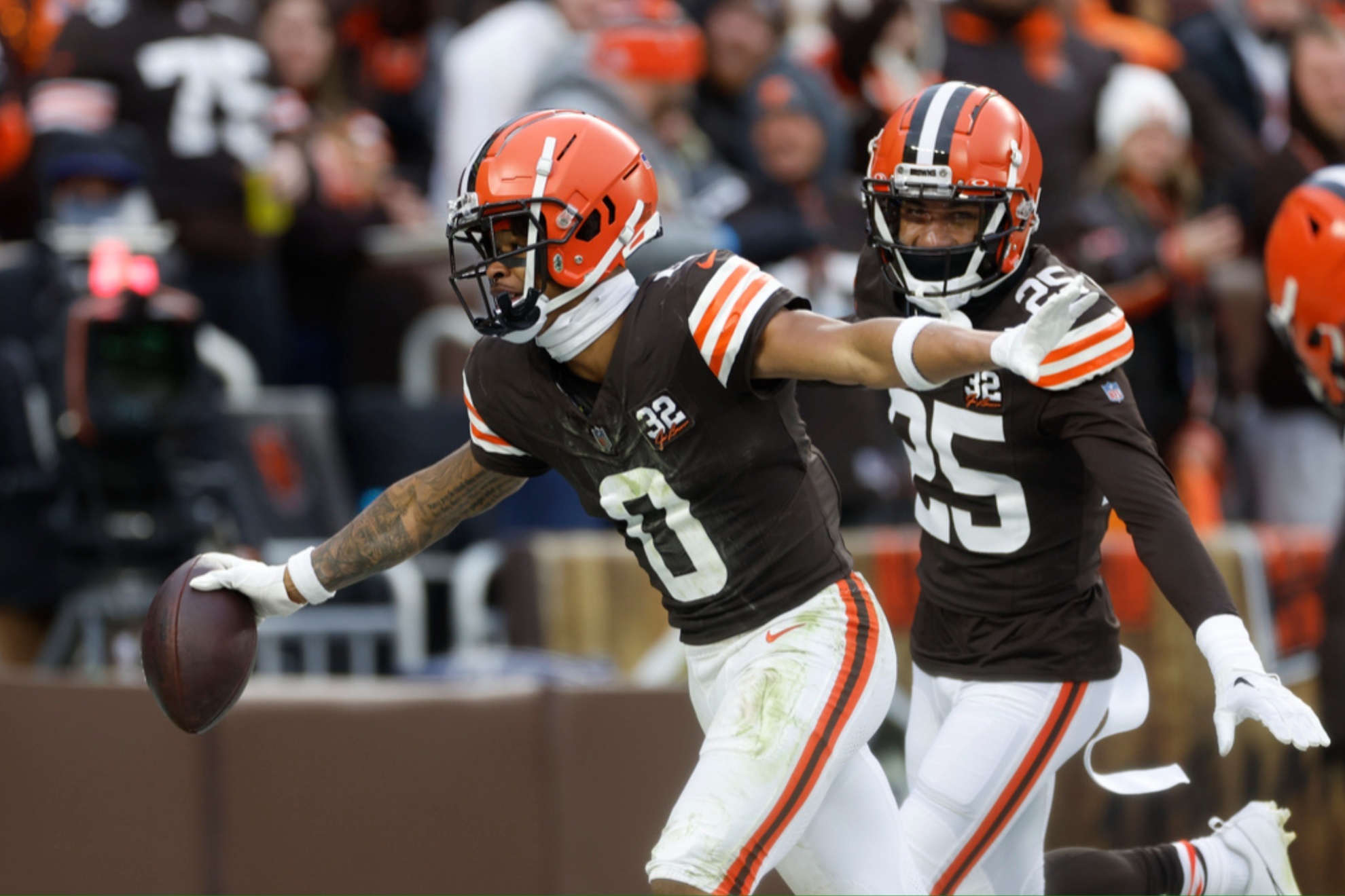 The Cleveland Browns beat the Jacksonville Jaguars at home 31-27