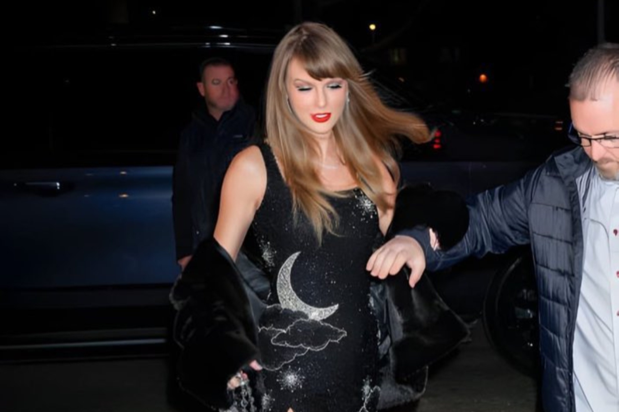 Taylor Swift dazzled at her birthday party.