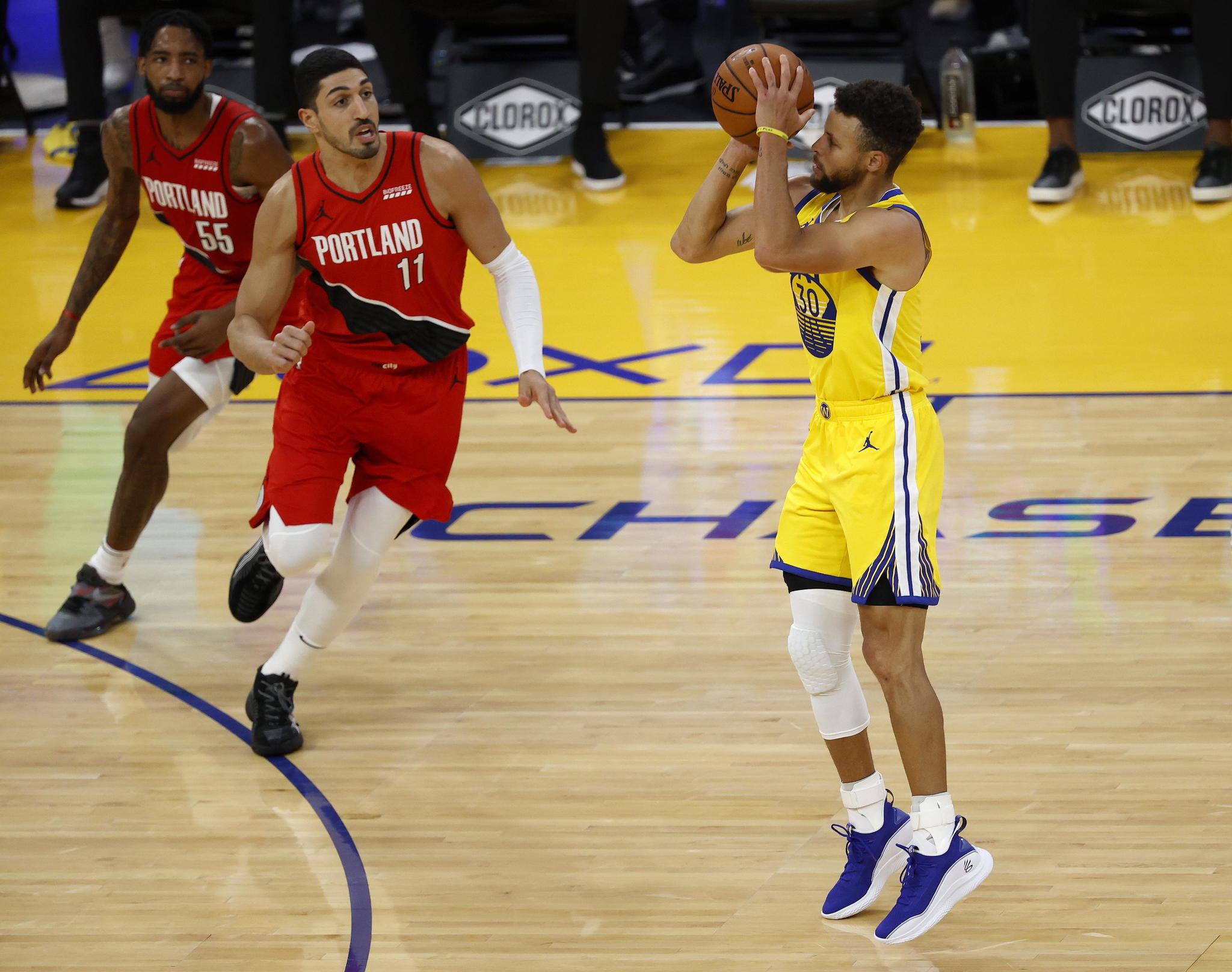 Stephen Curry anot 62 puntos a los Trail Blazers