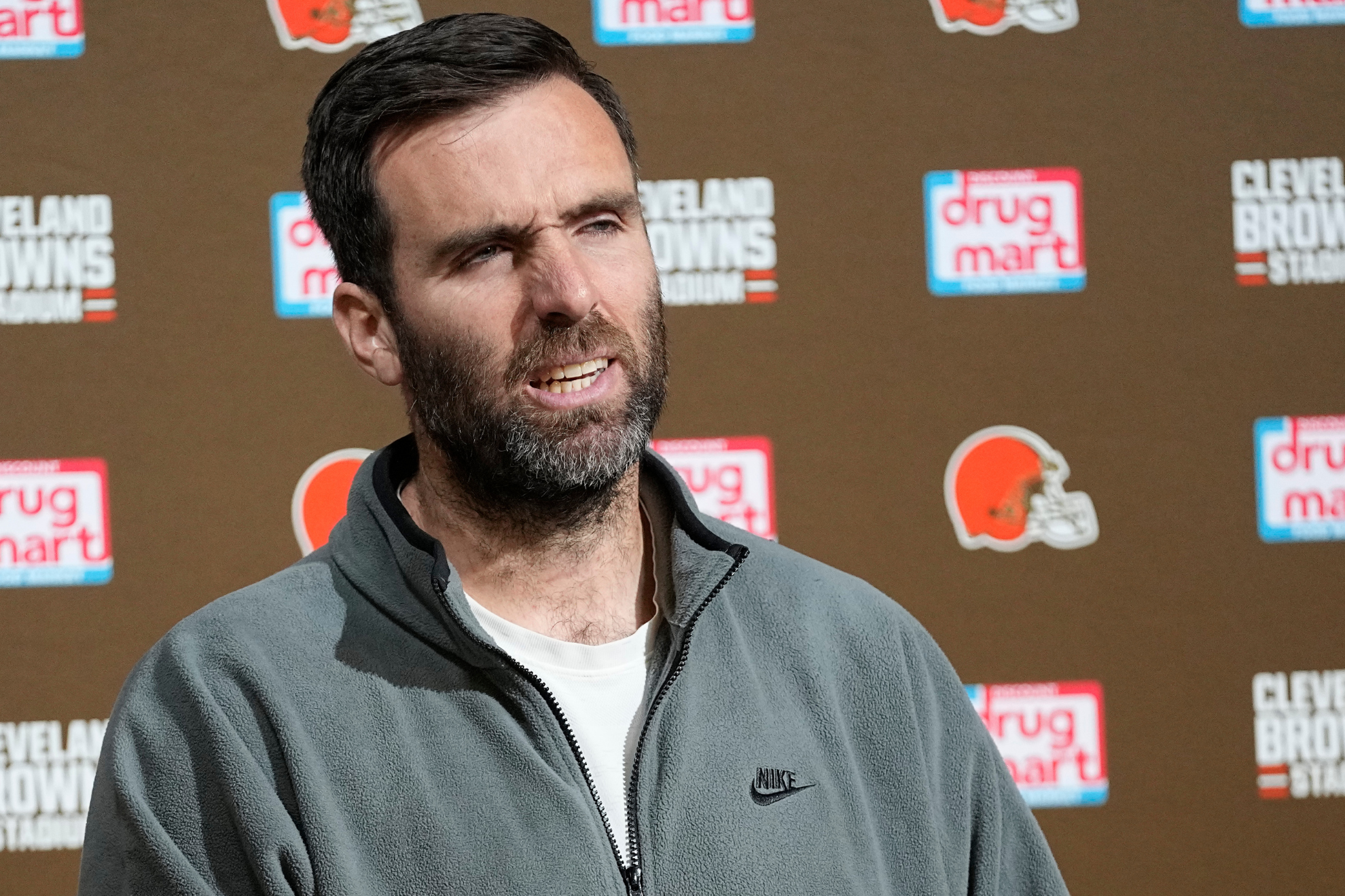 Grizzled veteran Flacco has been signed off the street and could end up tossing passes for the Browns in the playoffs.