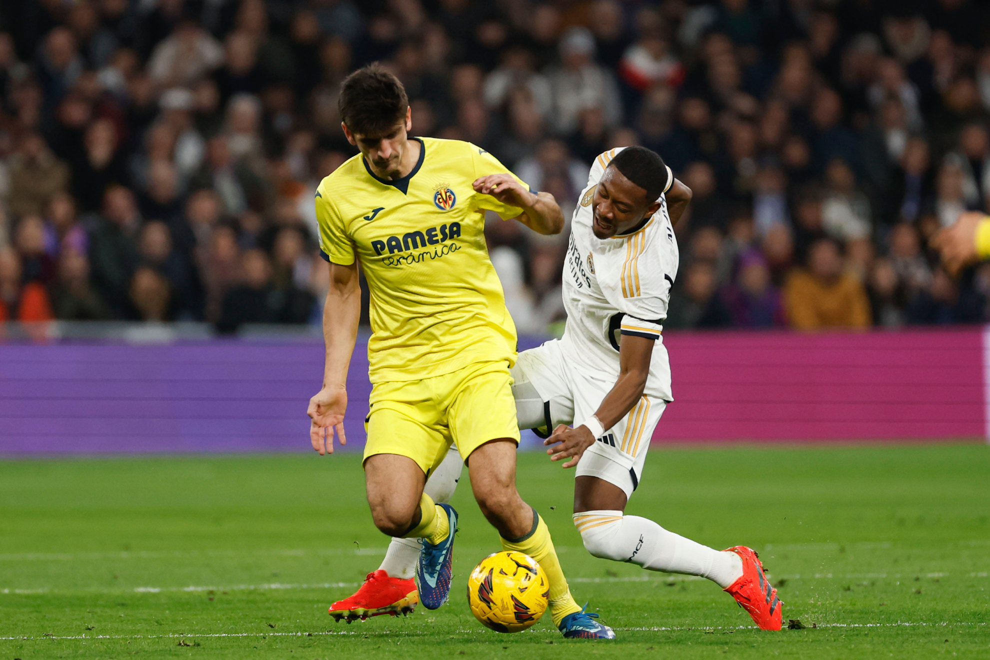 Alaba, tercera rotura de cruzado en el Madrid esta temporada