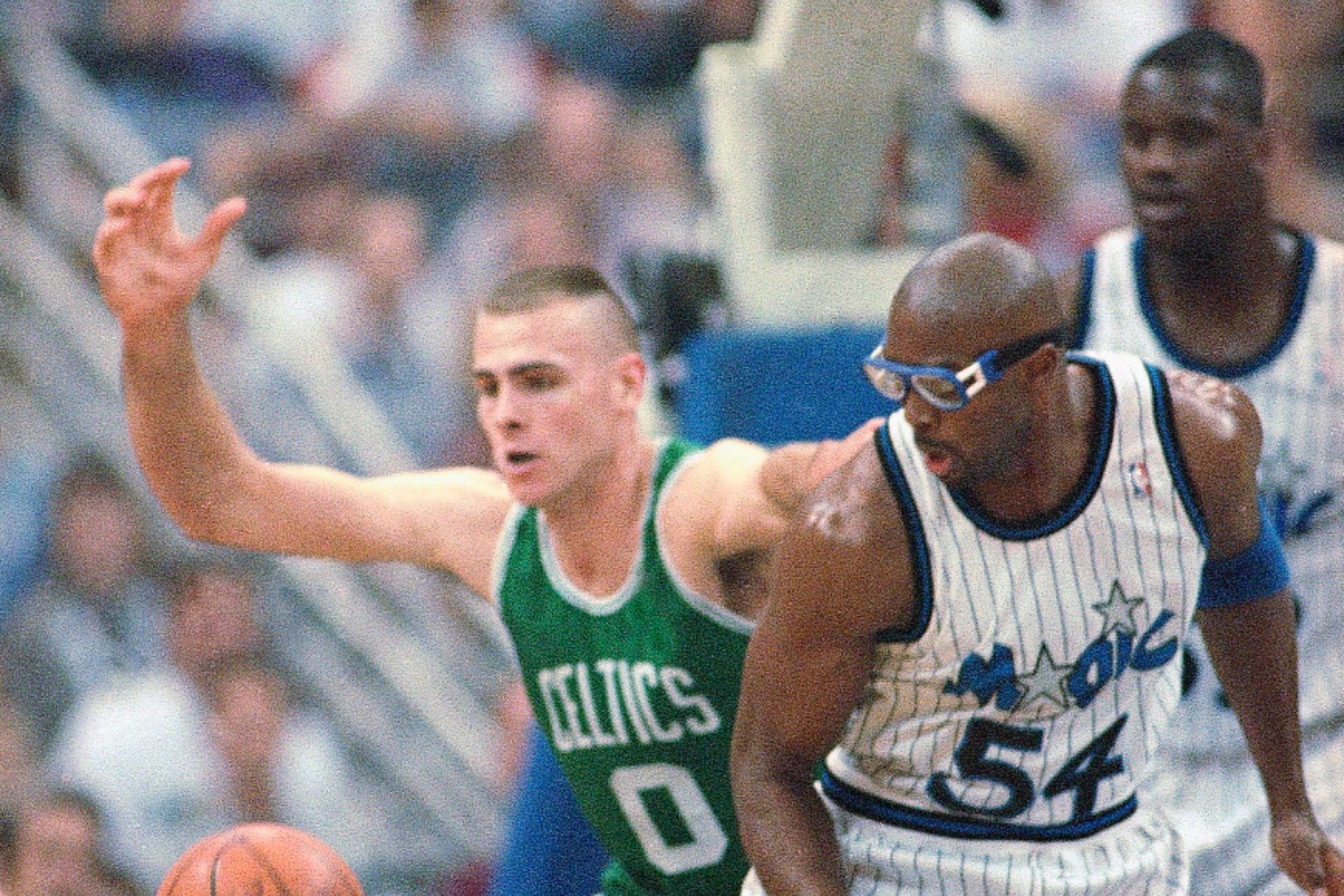 Eric Montross playing against the Orlando Magic